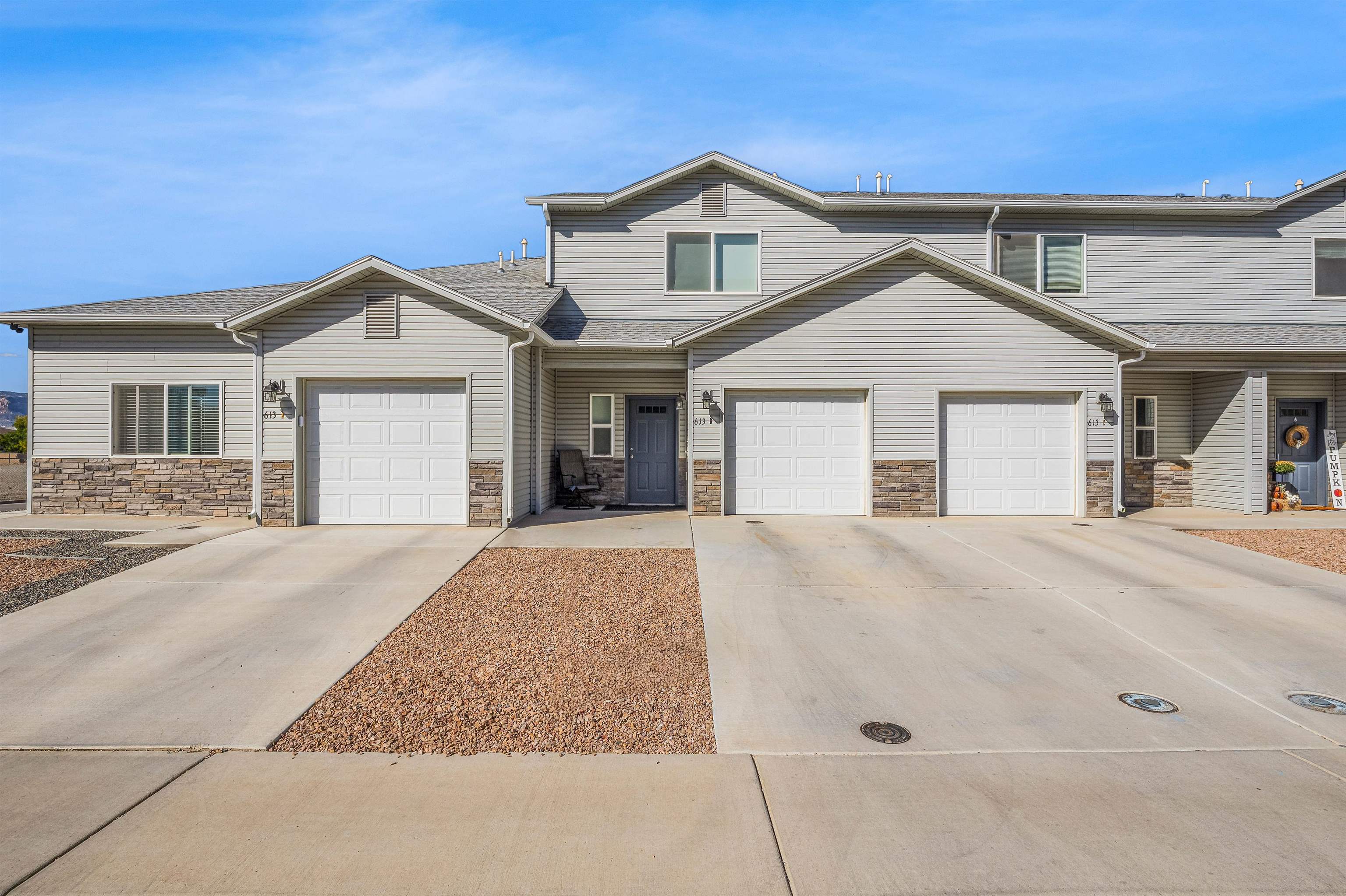 613 Zenith Lane Property Photo