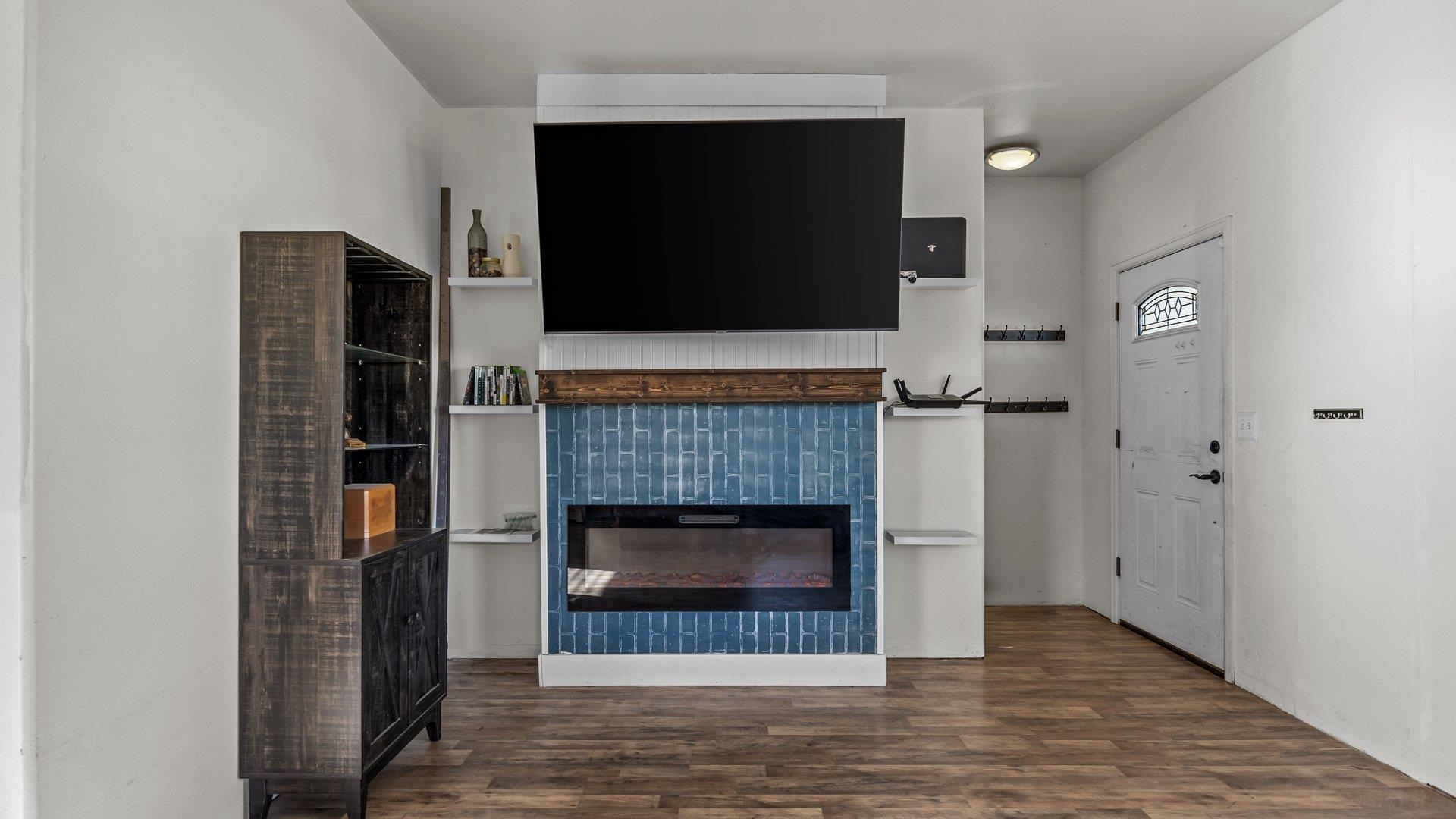 479 Gentle Winds Court Property Photo 5