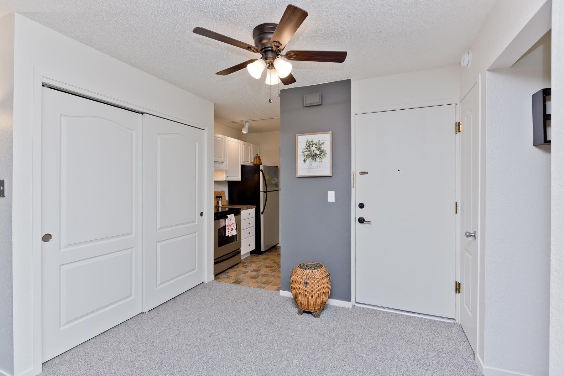 3150 Lakeside Drive Property Photo 12