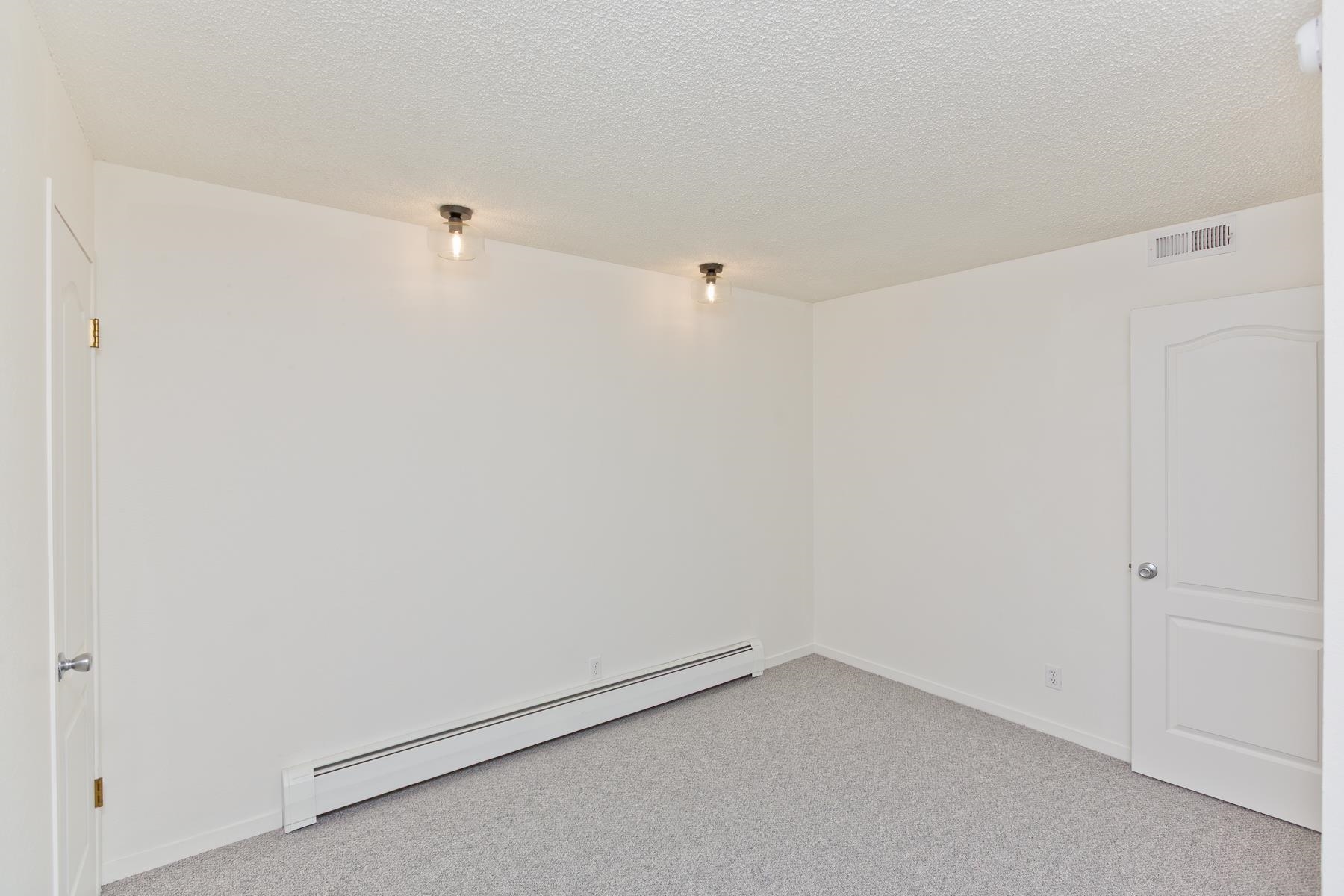 3150 Lakeside Drive Property Photo 28