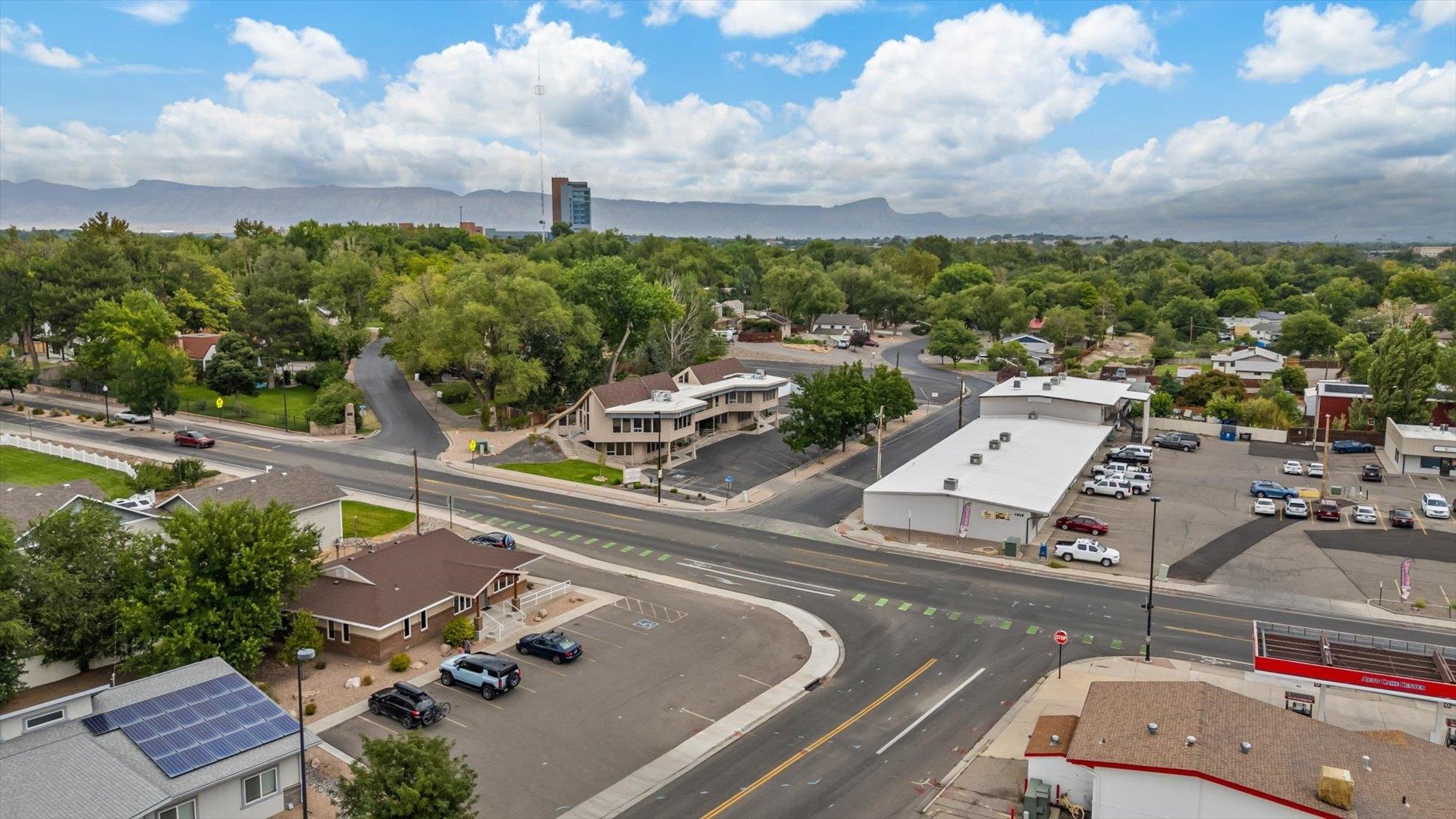 132 Walnut Avenue Property Photo 6