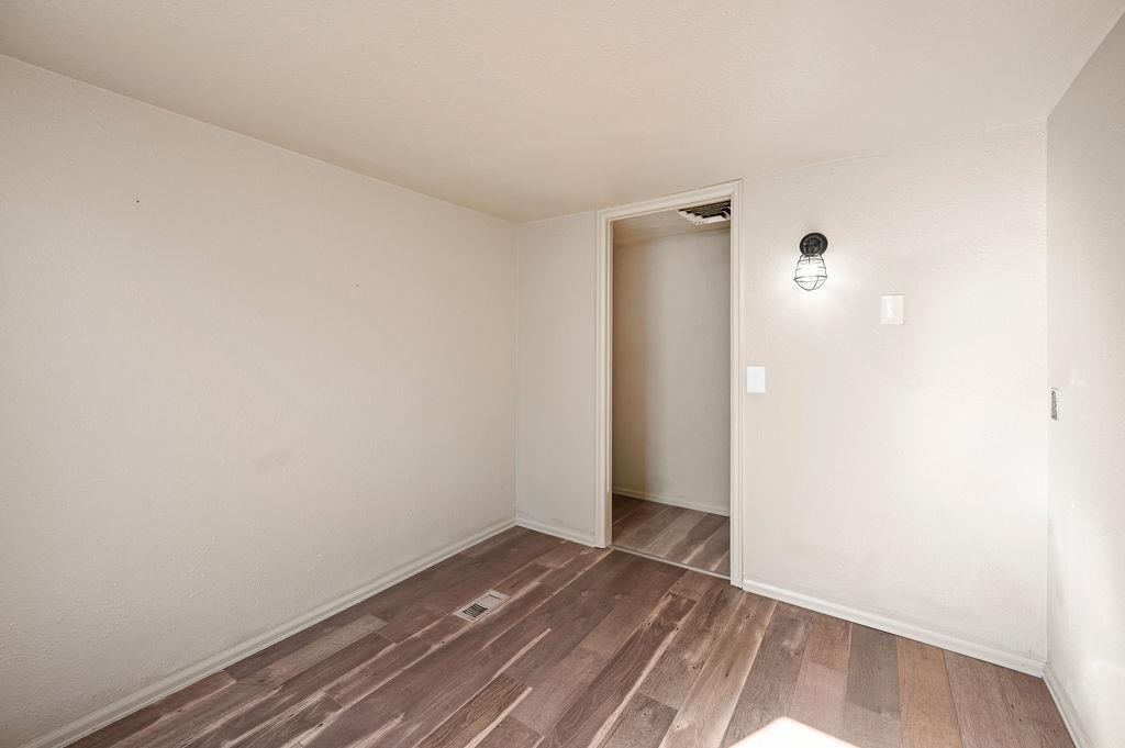 825 E Ottley Avenue Property Photo 8