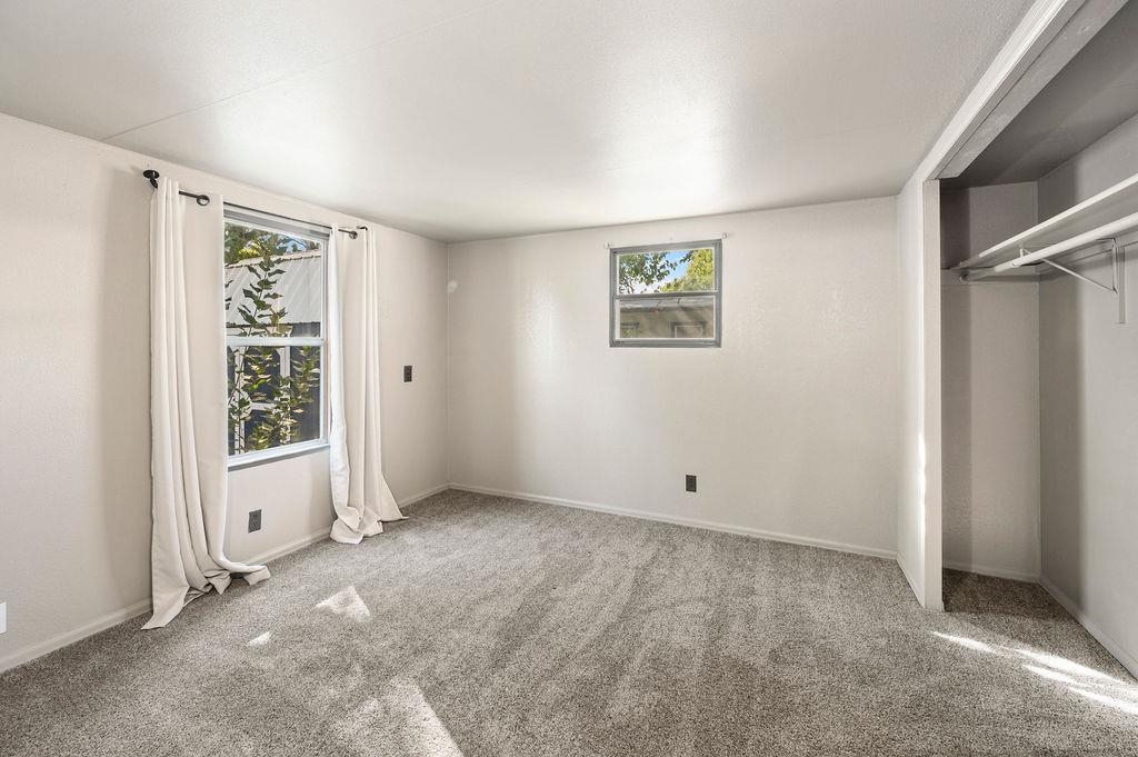 825 E Ottley Avenue Property Photo 12