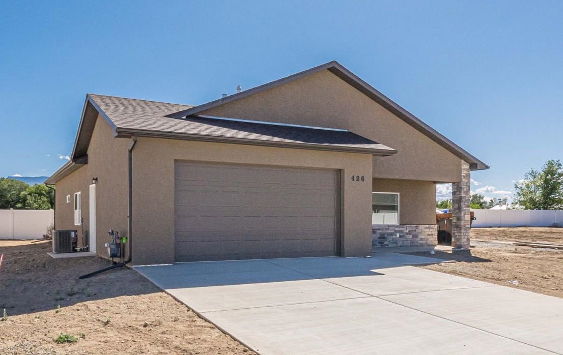 426 Iola Basin Street Property Photo 1