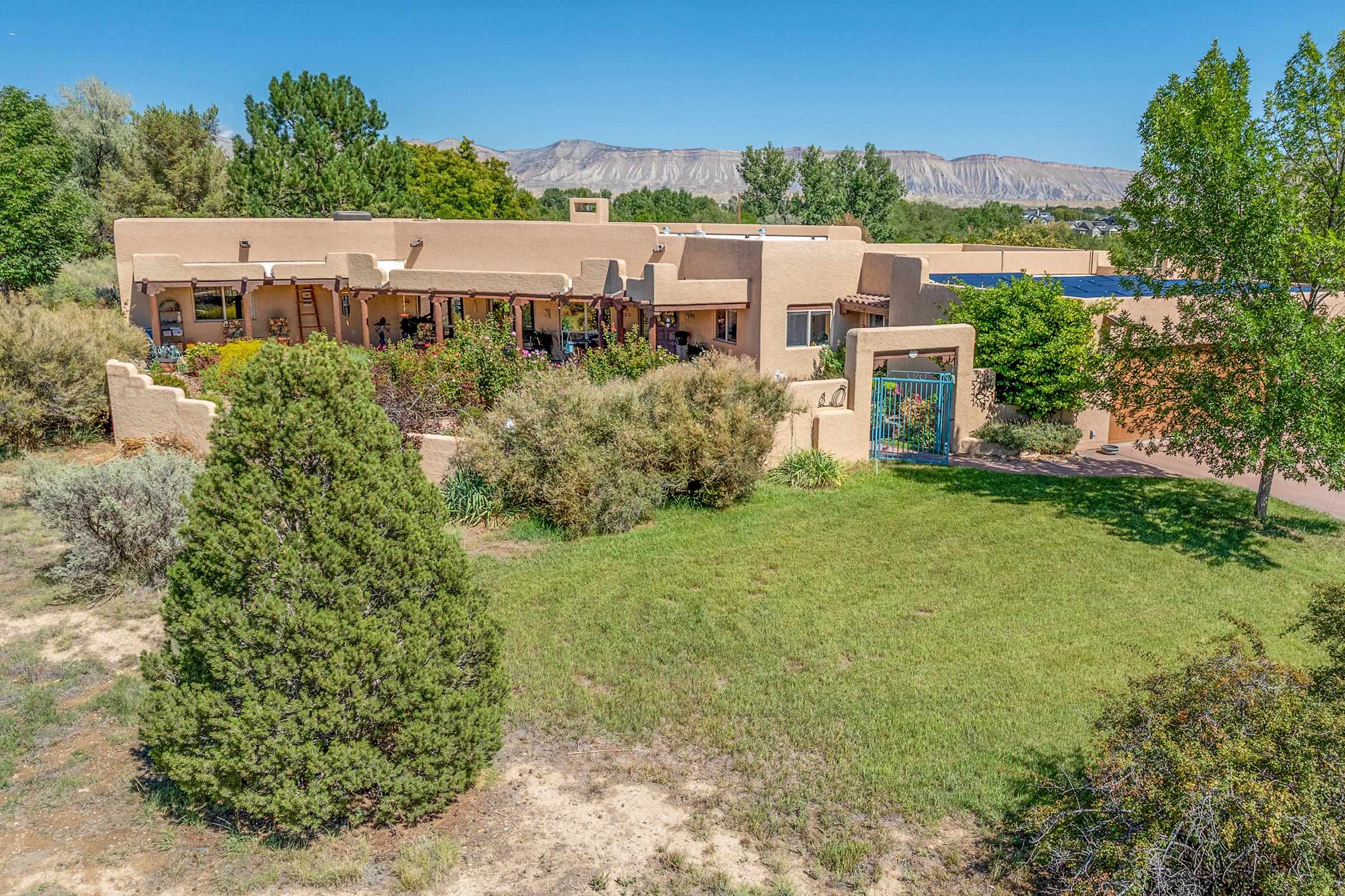 880 Gambels Road Property Photo