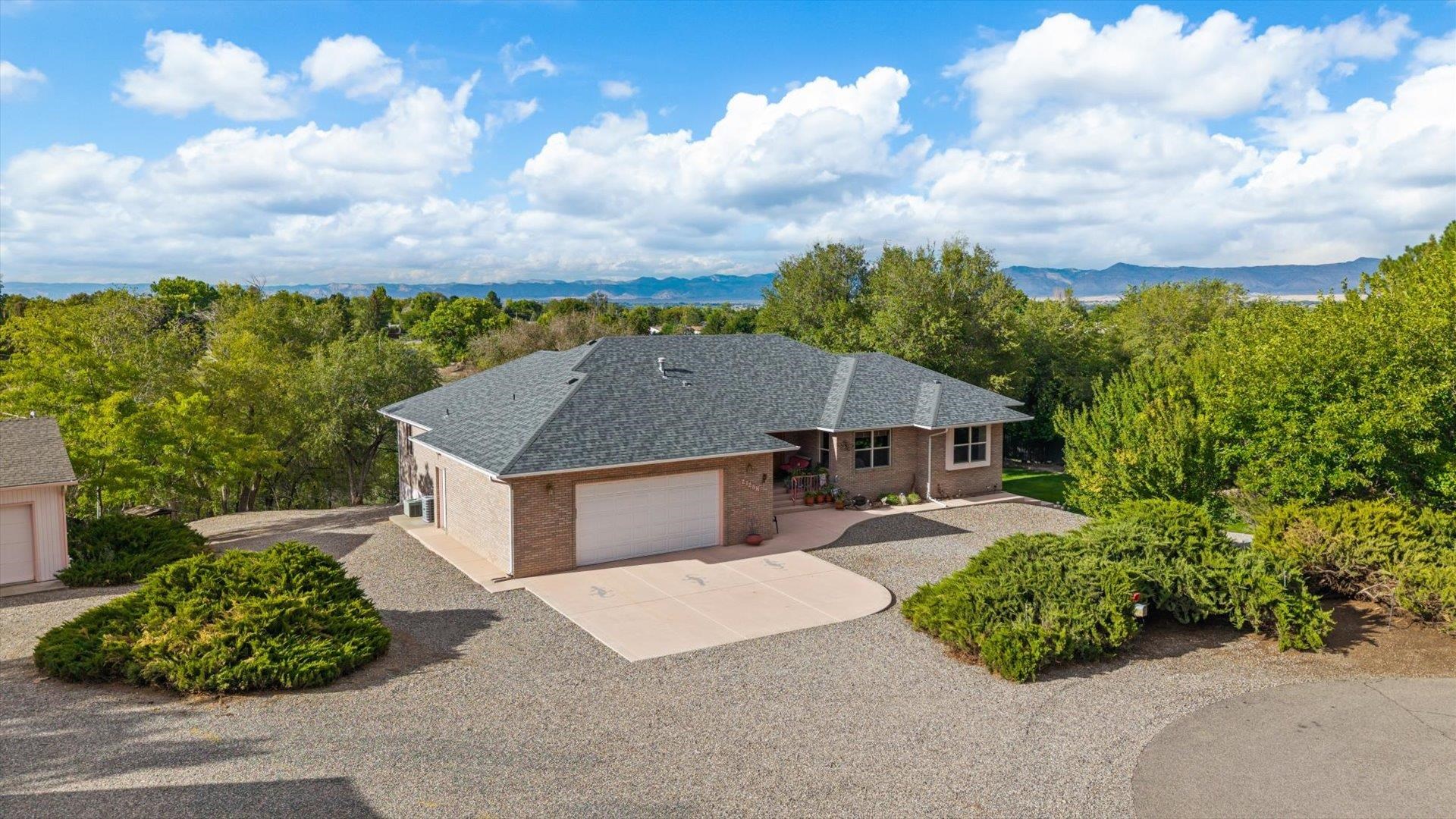 2126 1/2 Rainbow Ranch Court