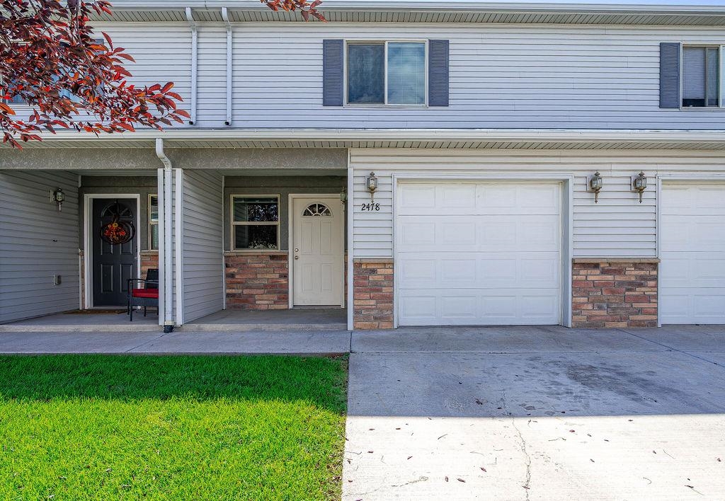 2478 Brookwillow Loop Property Photo 1