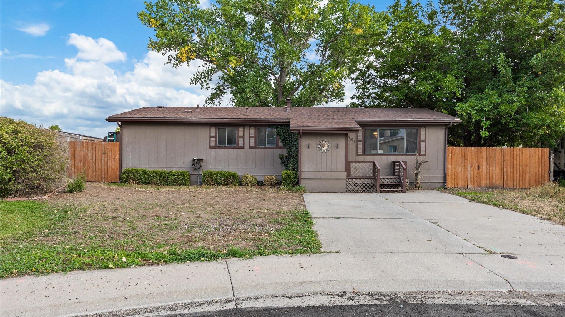 3087 Glade Court Property Photo 1