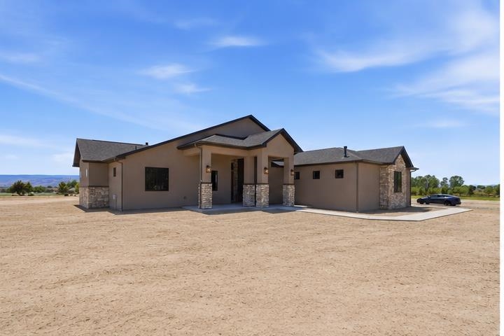 1193 B 22 1/2 Road Property Photo 2