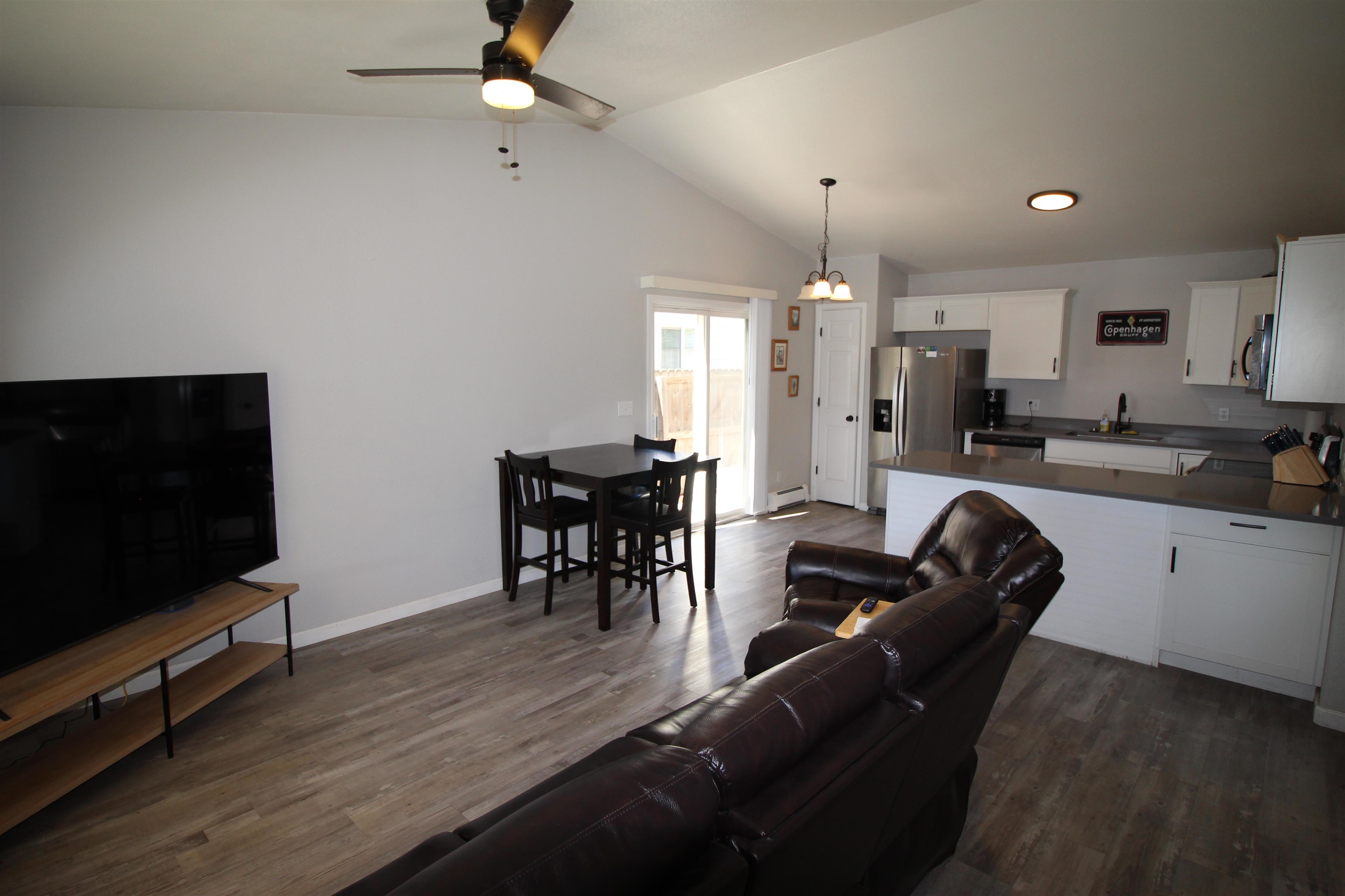 656 Laredo Court Property Photo 3