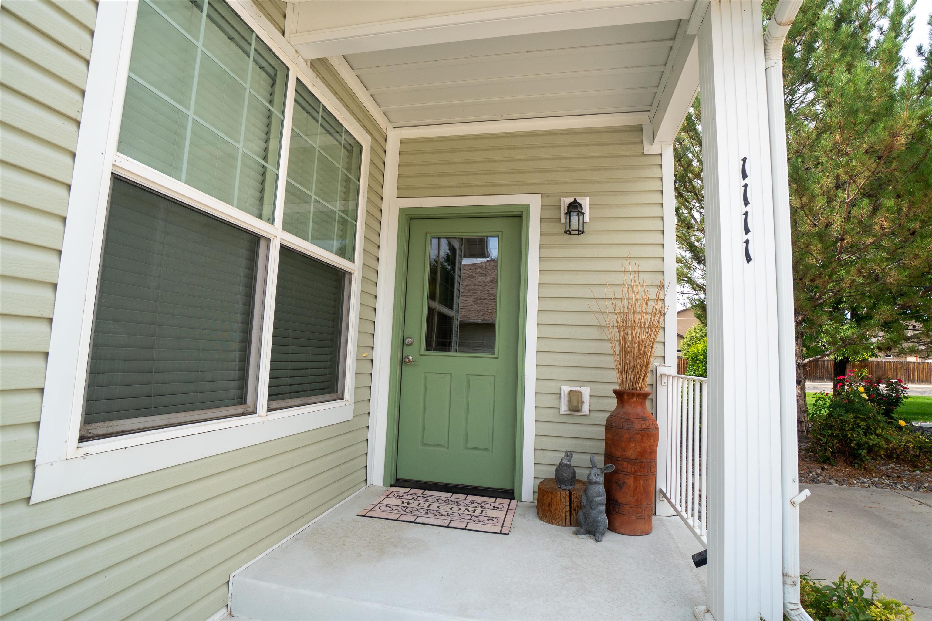 1111 Daisy Lane Property Photo 3
