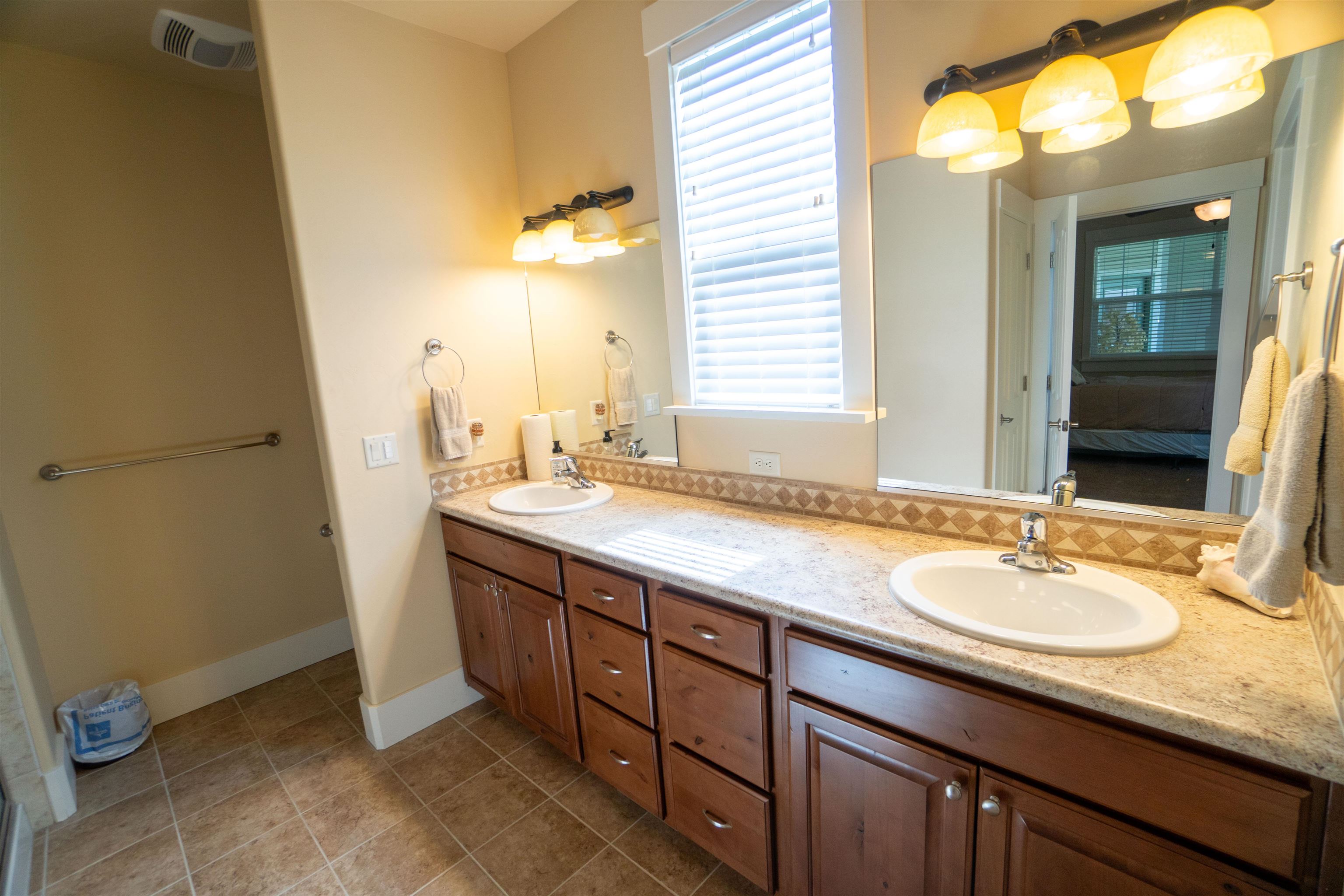 1111 Daisy Lane Property Photo 13