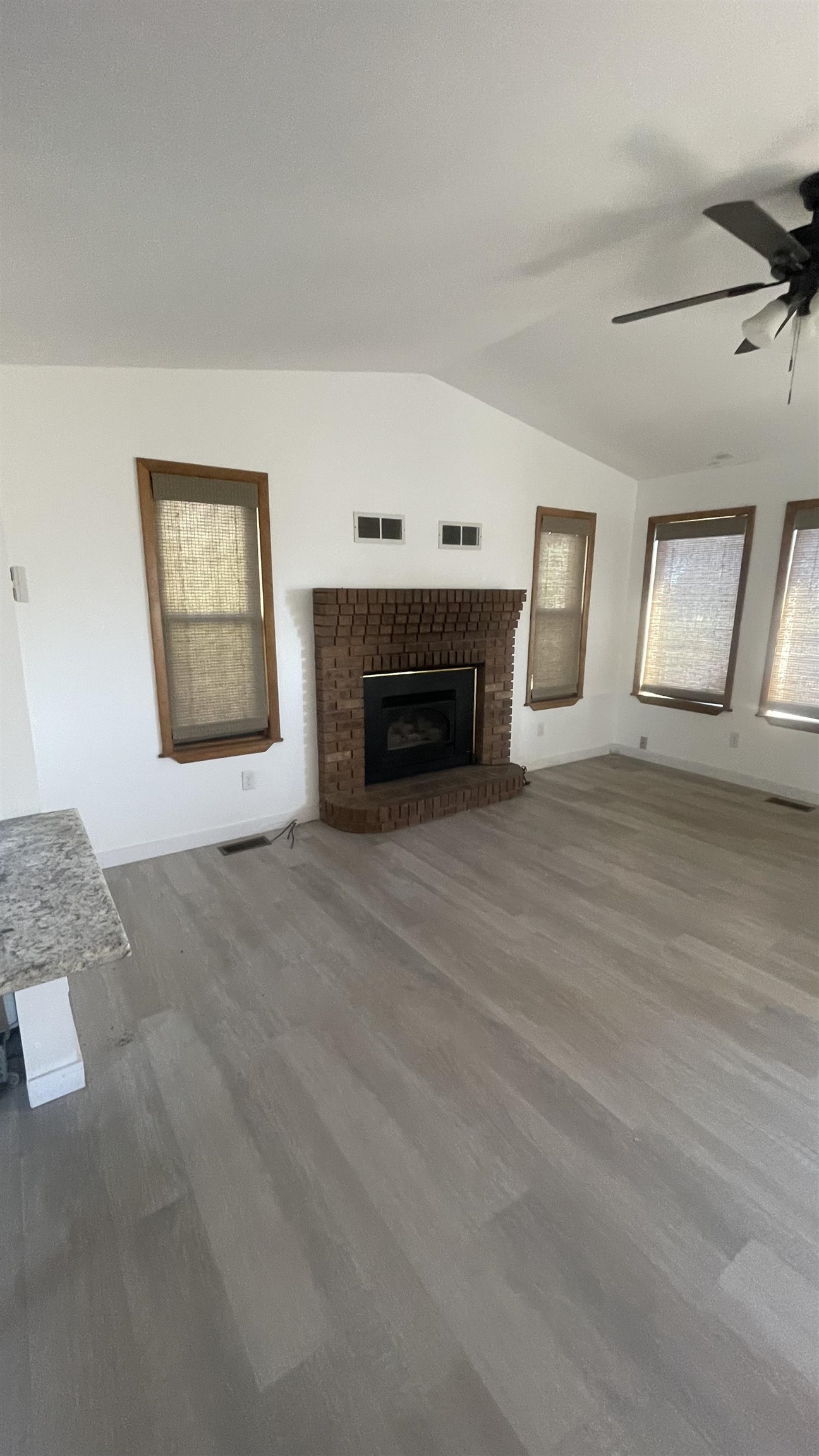 3374 G Road Property Photo 14