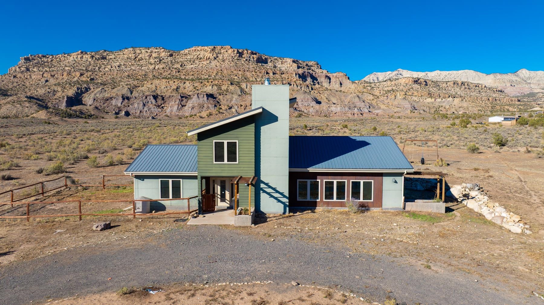 1570 45 1/2 Road Property Photo