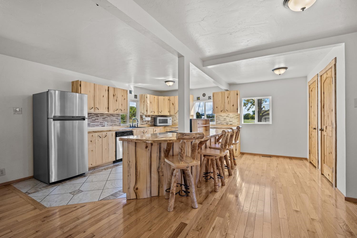 1903 J Road Property Photo 15