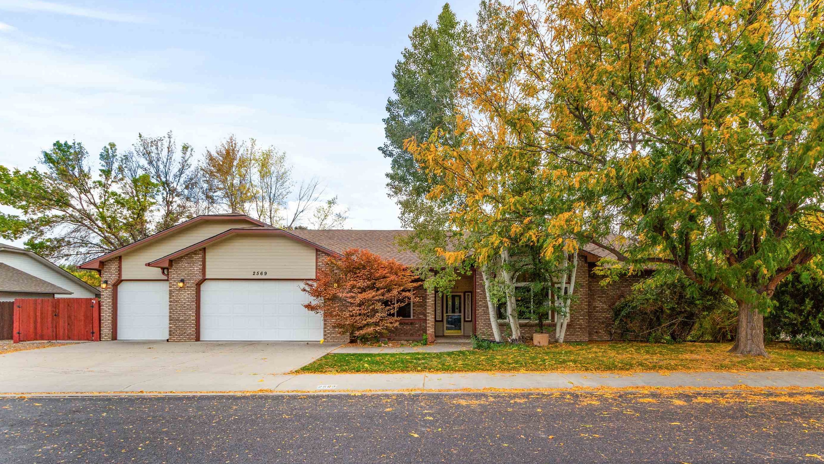 2569 Silver Oak Court Property Photo