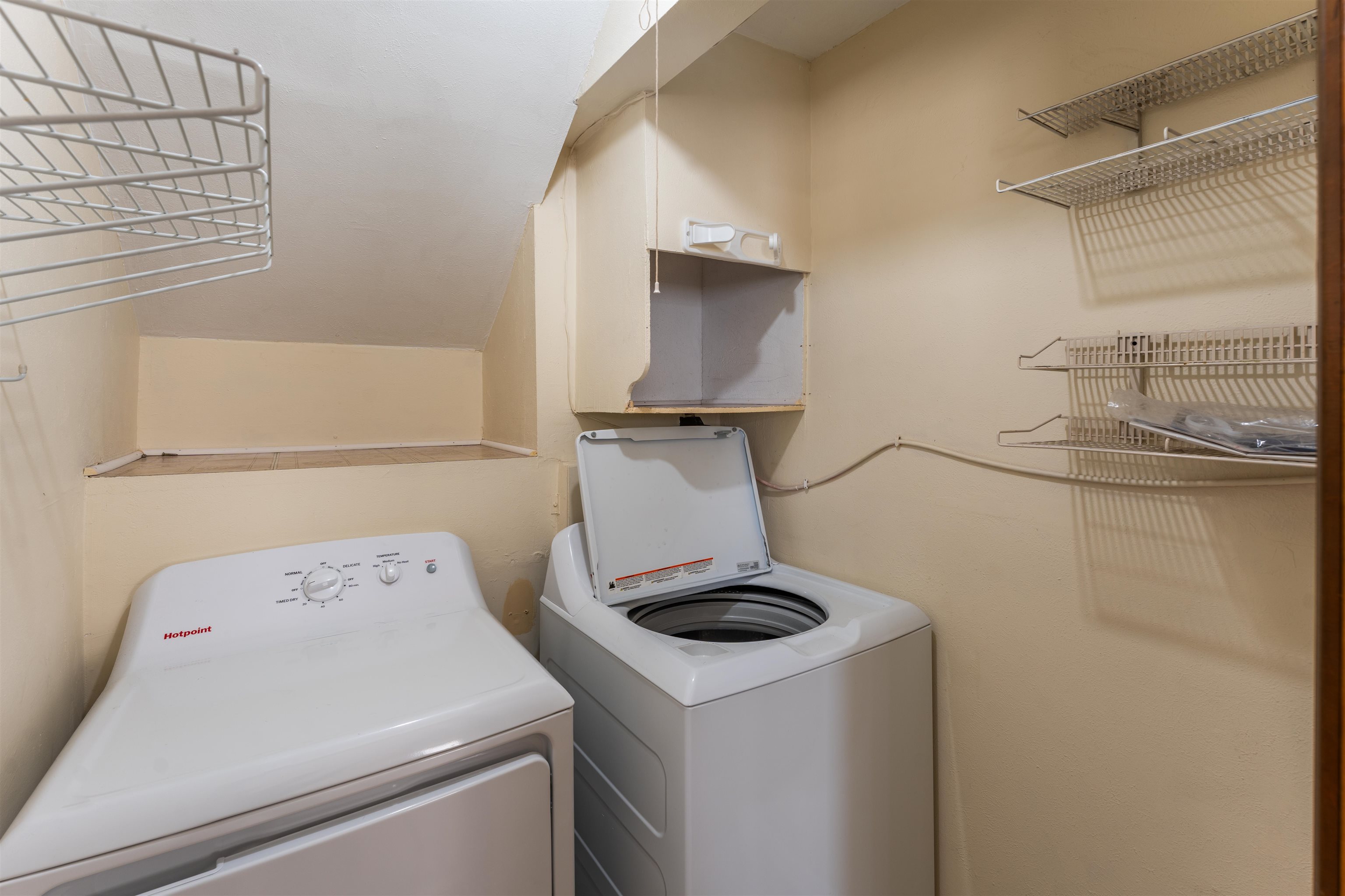 642 Highview Road Property Photo 10