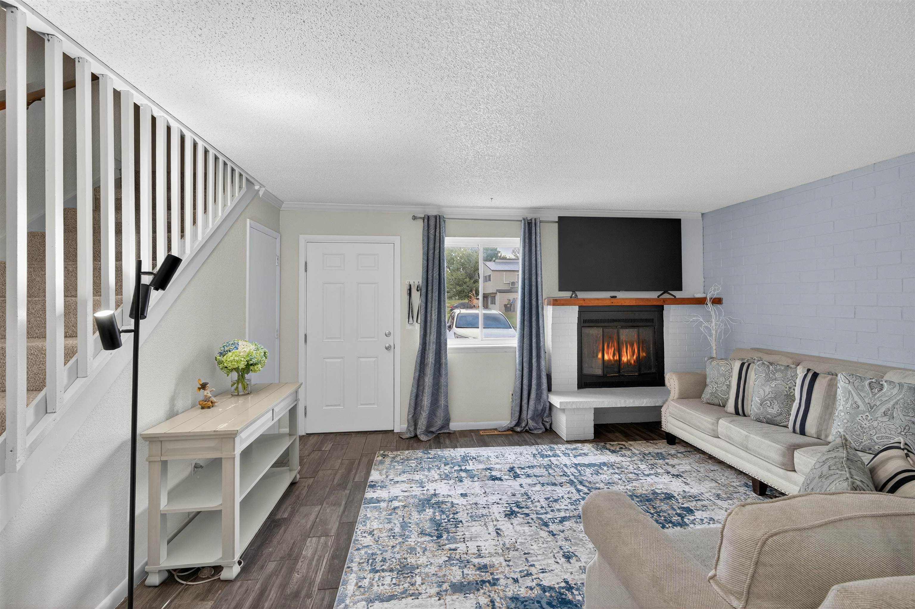 2409 24th Place Property Photo