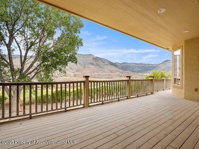 31 Boulder Ridge Drive Property Photo 3