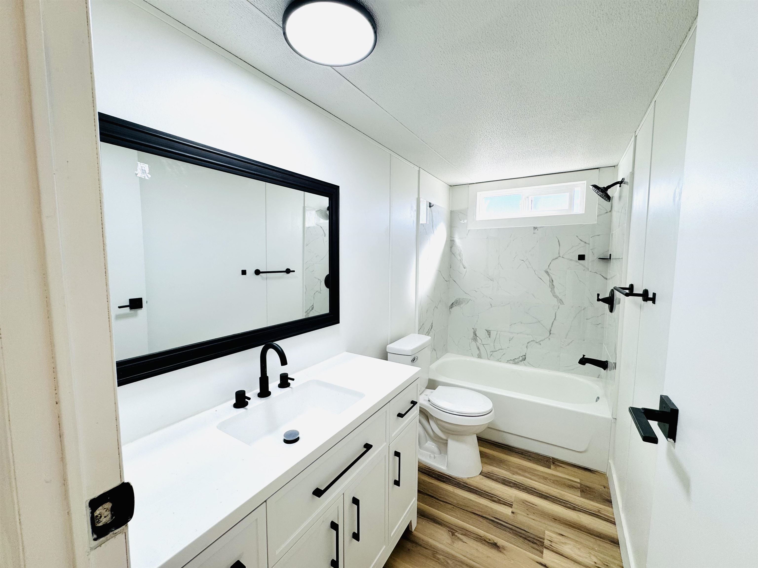 2990 1/2 Globe Willow Avenue Property Photo 24