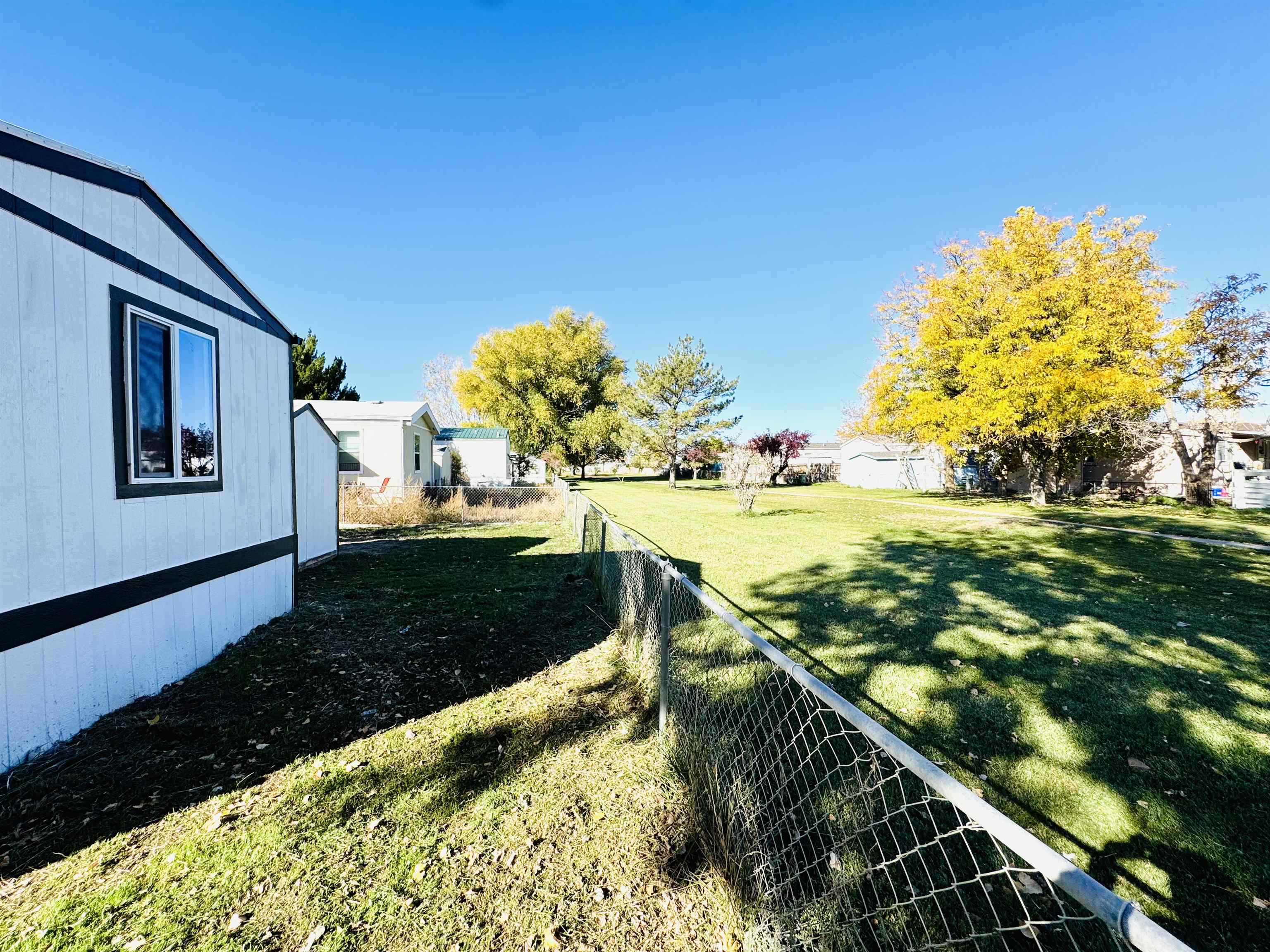 2990 1/2 Globe Willow Avenue Property Photo 30