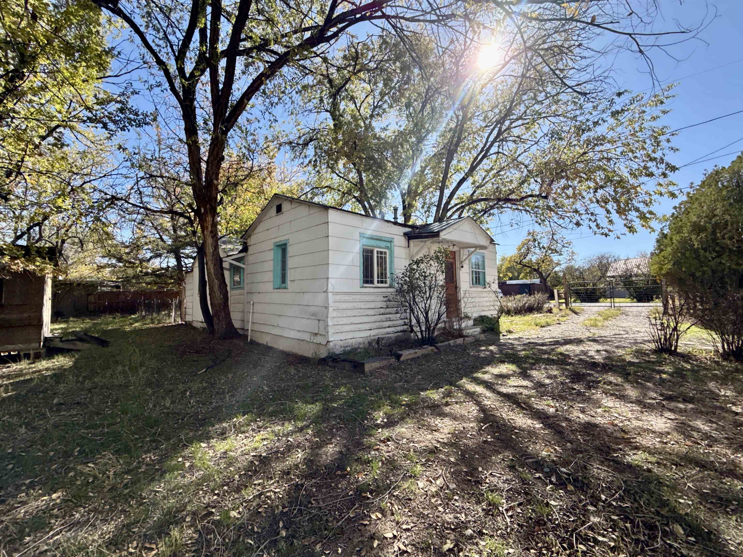 1102 Santa Clara Avenue Property Photo 1