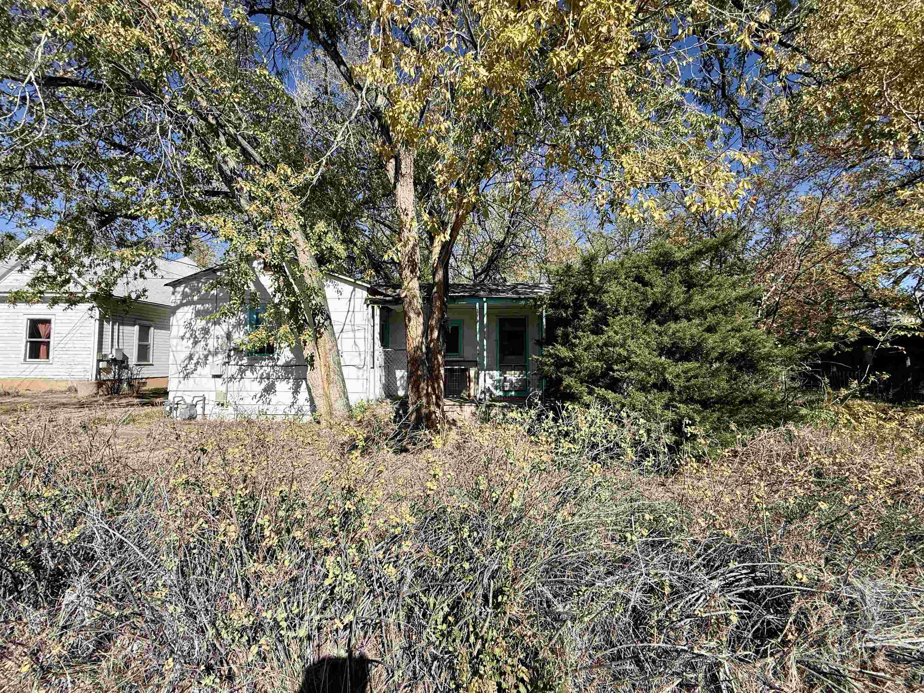 1102 Santa Clara Avenue Property Photo 5