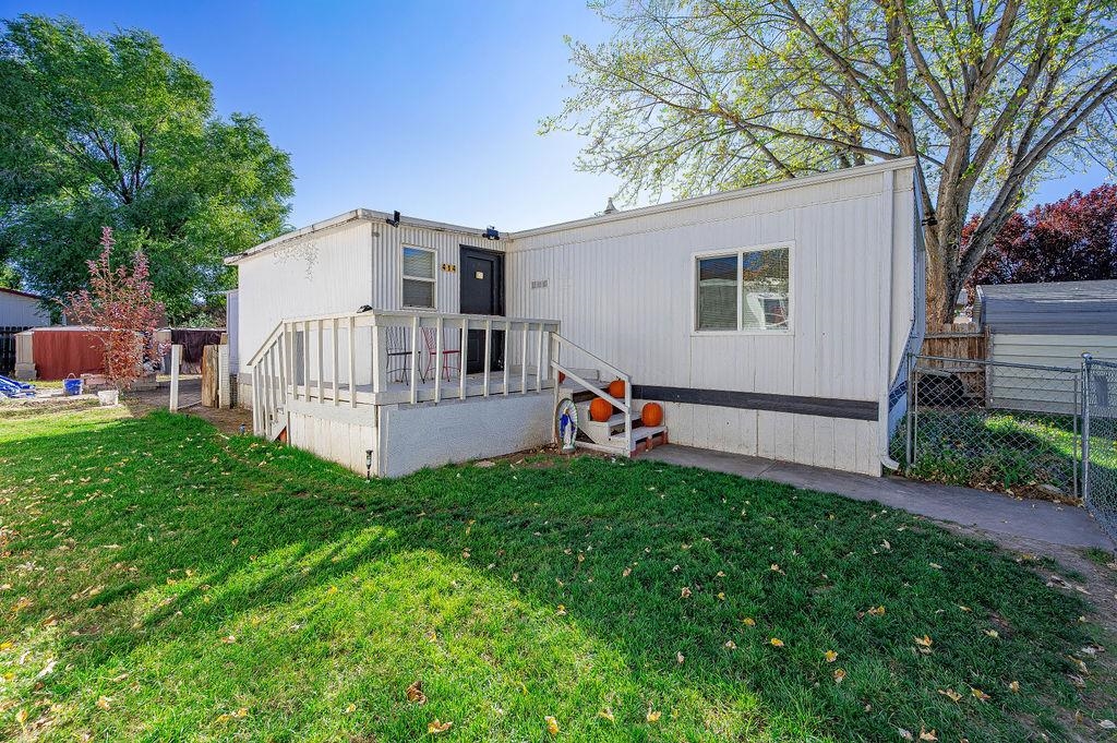 414 Lark Court Property Photo 1