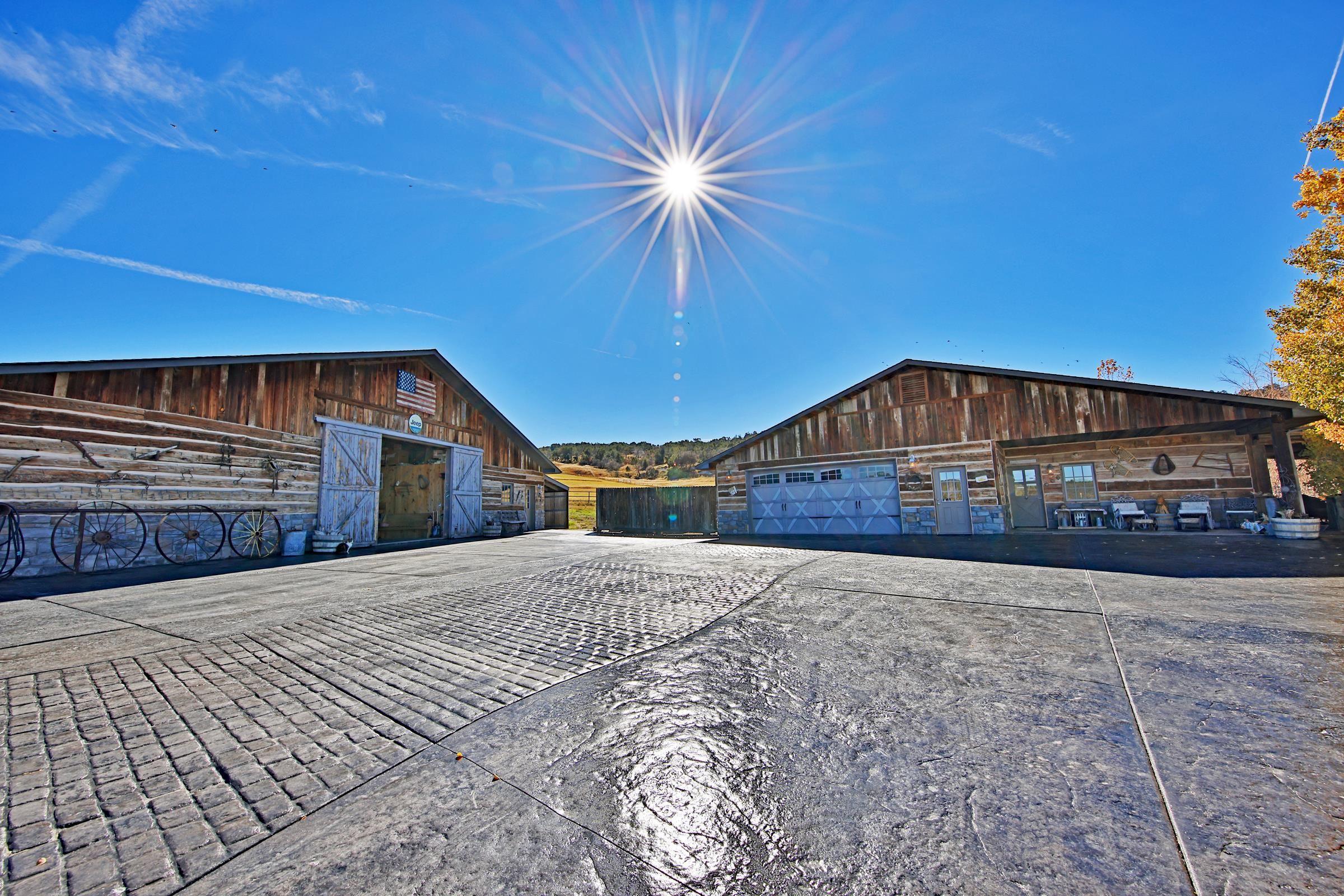 10497 54 7/10 Road Property Photo