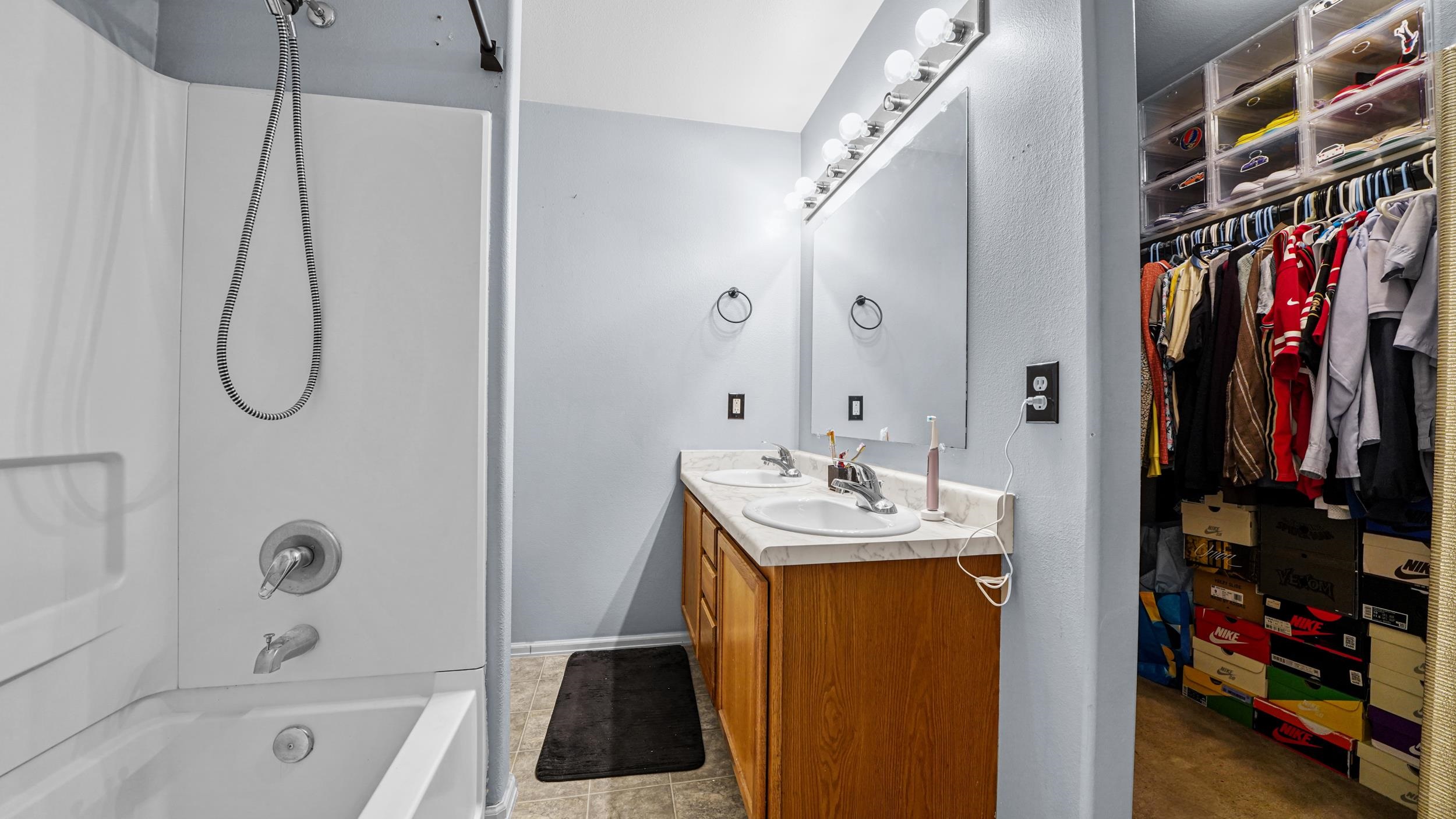 1755 Christopher Court Property Photo 17