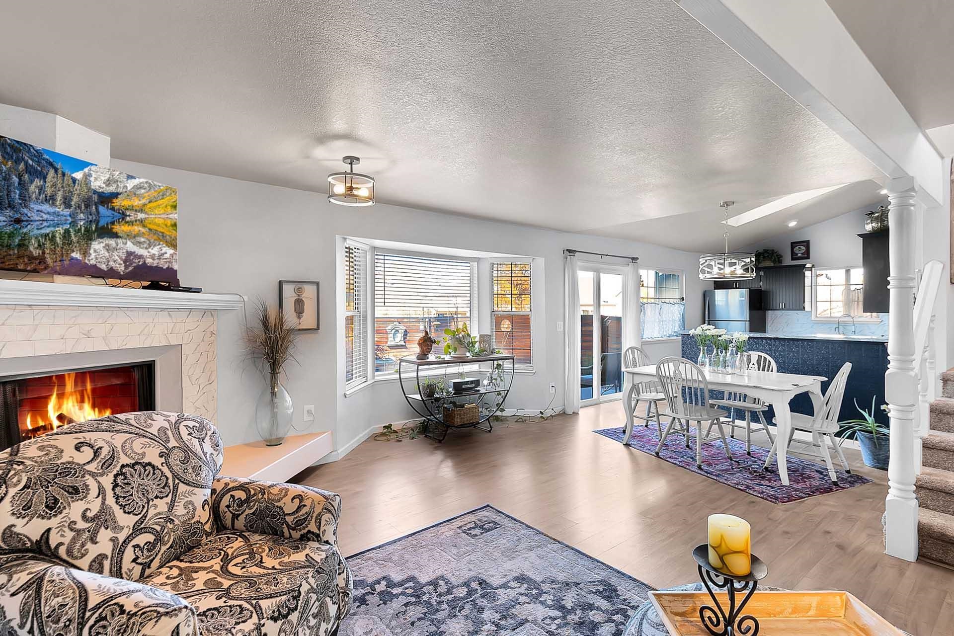 381 Explorer Court Property Photo 9