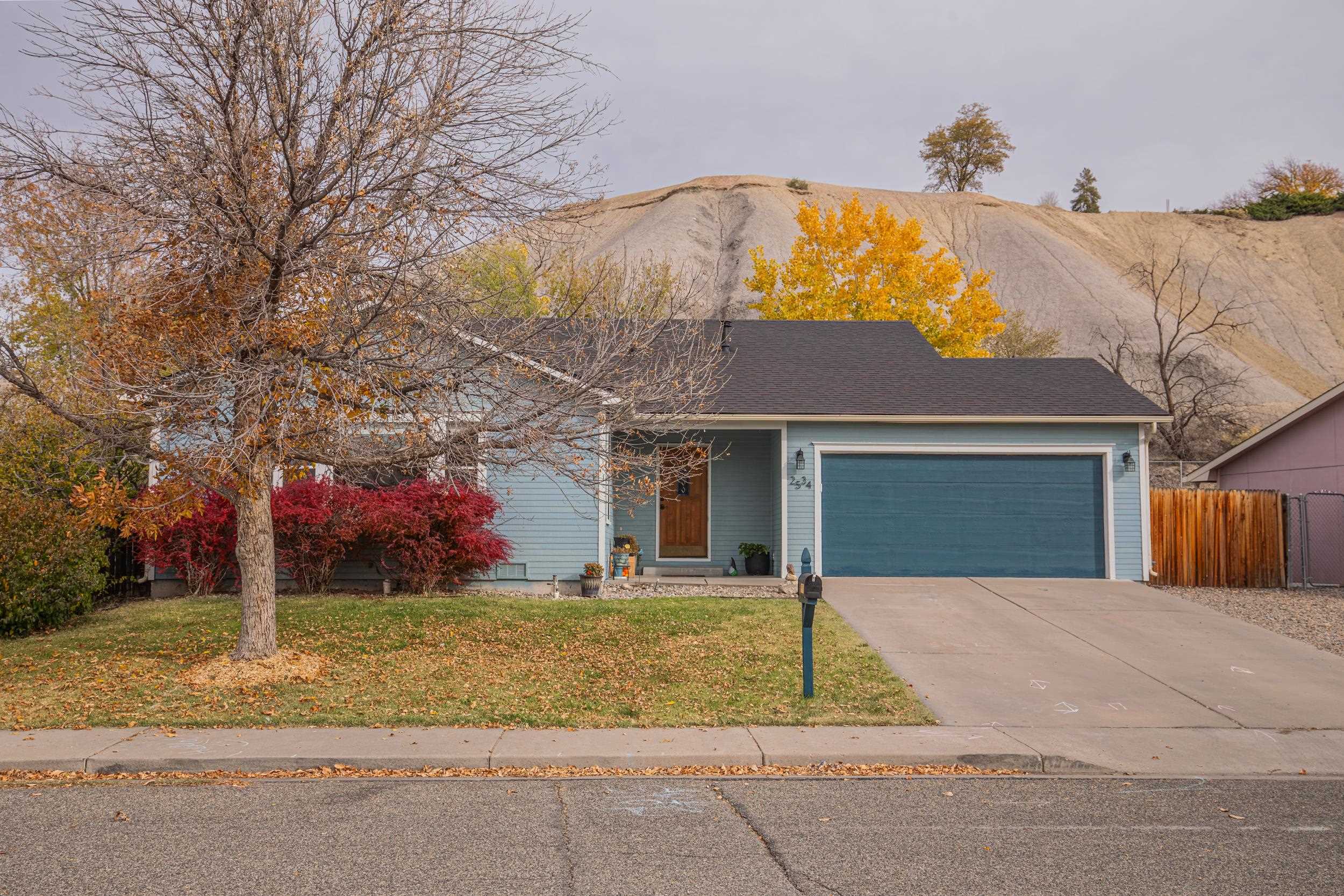 2534 Bookcliff Avenue Property Photo 1