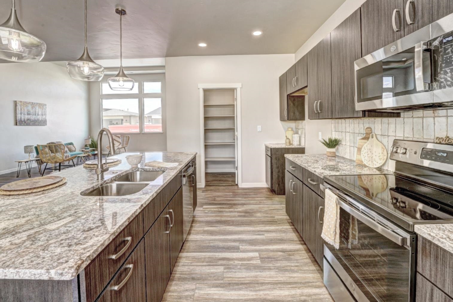 2745 Eclipse Avenue Property Photo 12