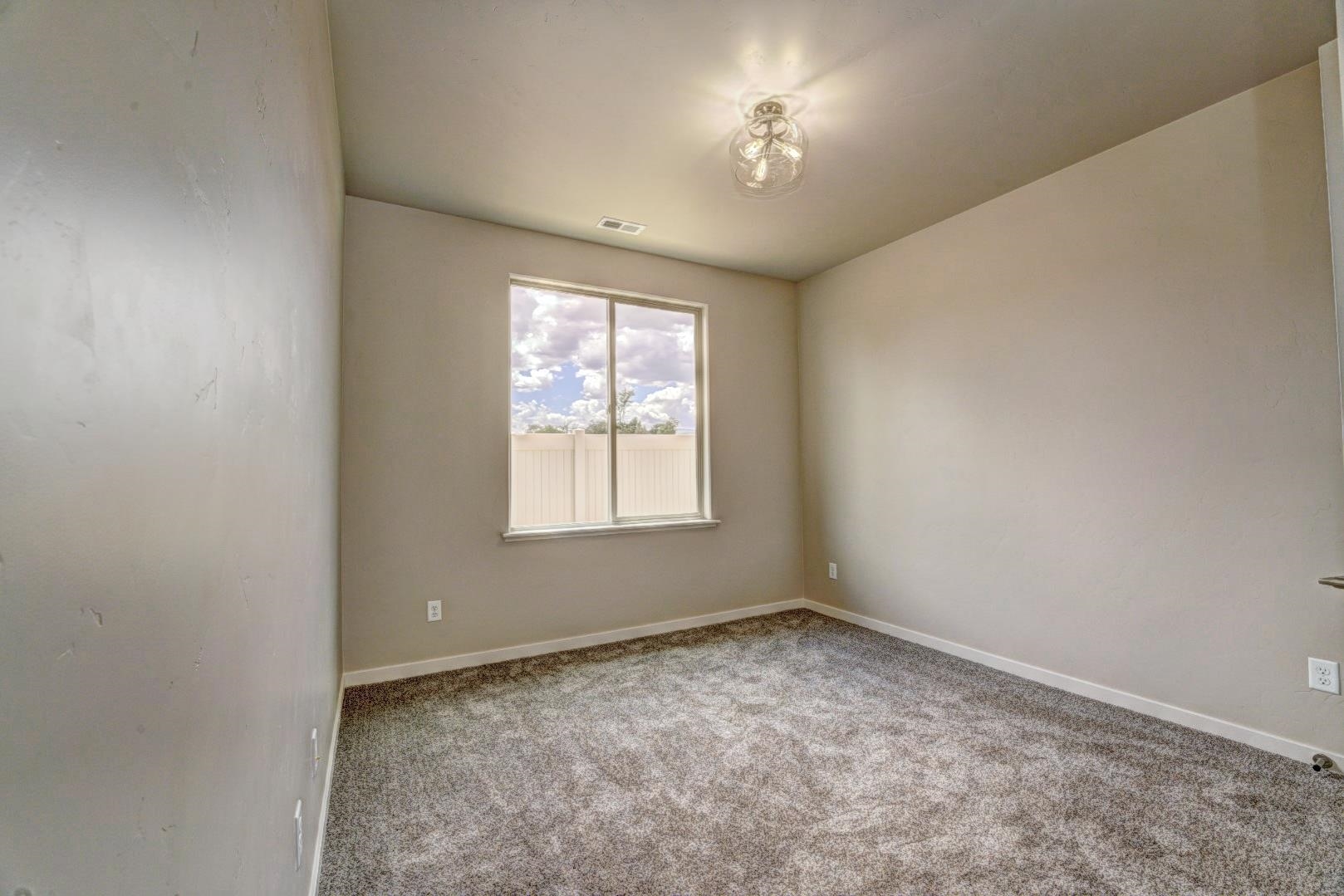 2745 Eclipse Avenue Property Photo 28