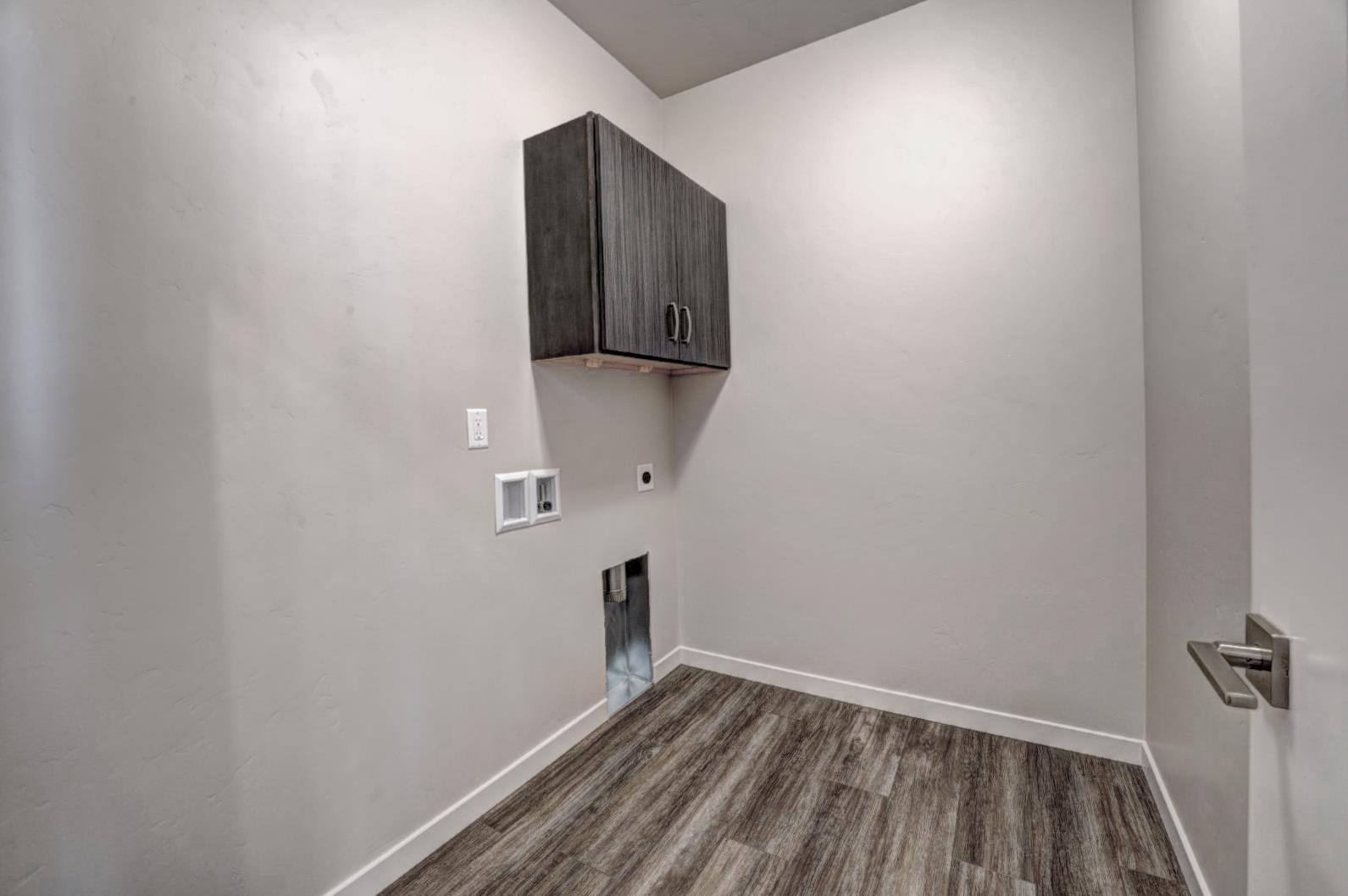 2745 Eclipse Avenue Property Photo 32