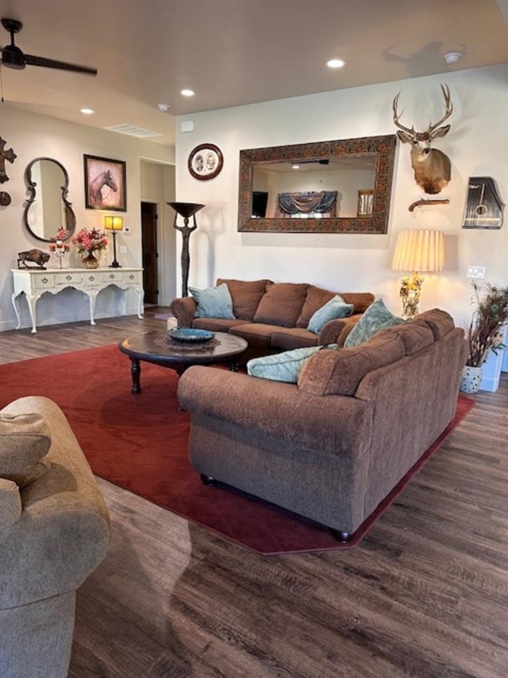 2642 Moss Agate Lane Property Photo 9