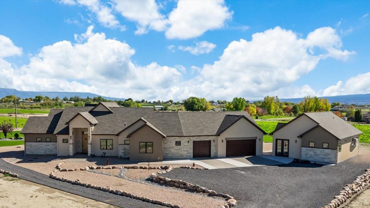 1193 A 22 1/2 Road Property Photo 1