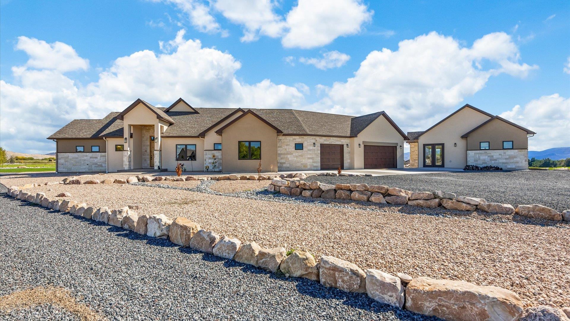 1193 A 22 1/2 Road Property Photo 2