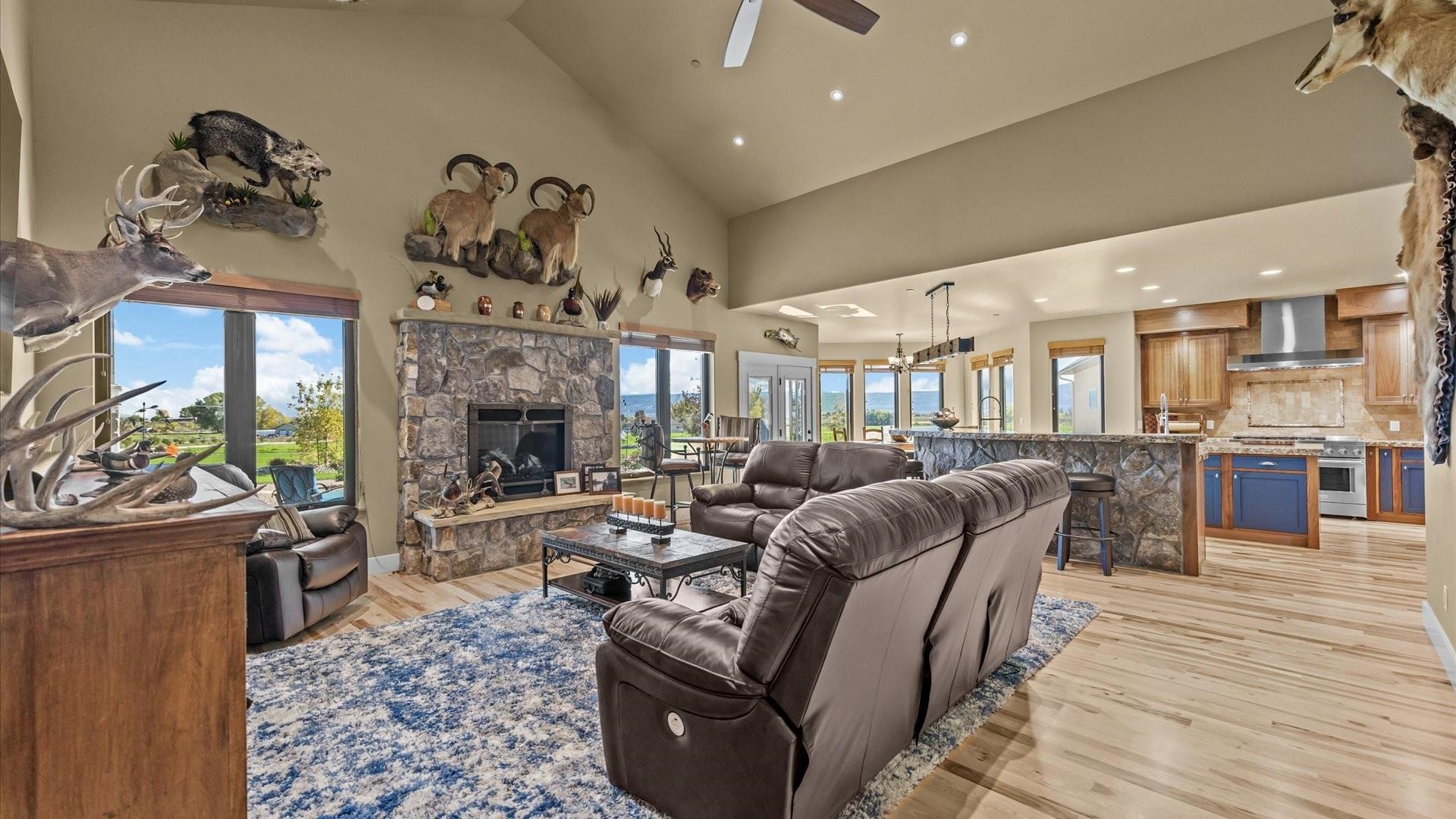 1193 A 22 1/2 Road Property Photo 11