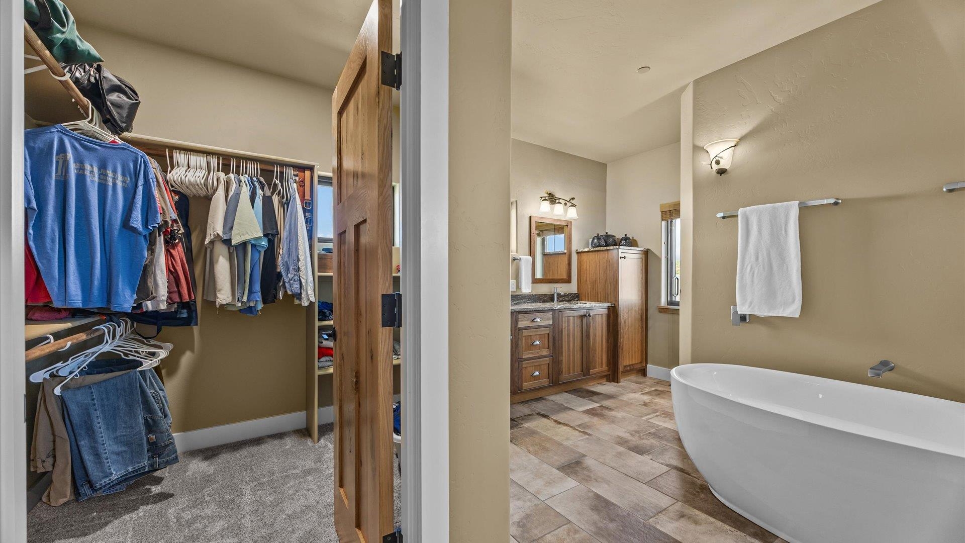 1193 A 22 1/2 Road Property Photo 26