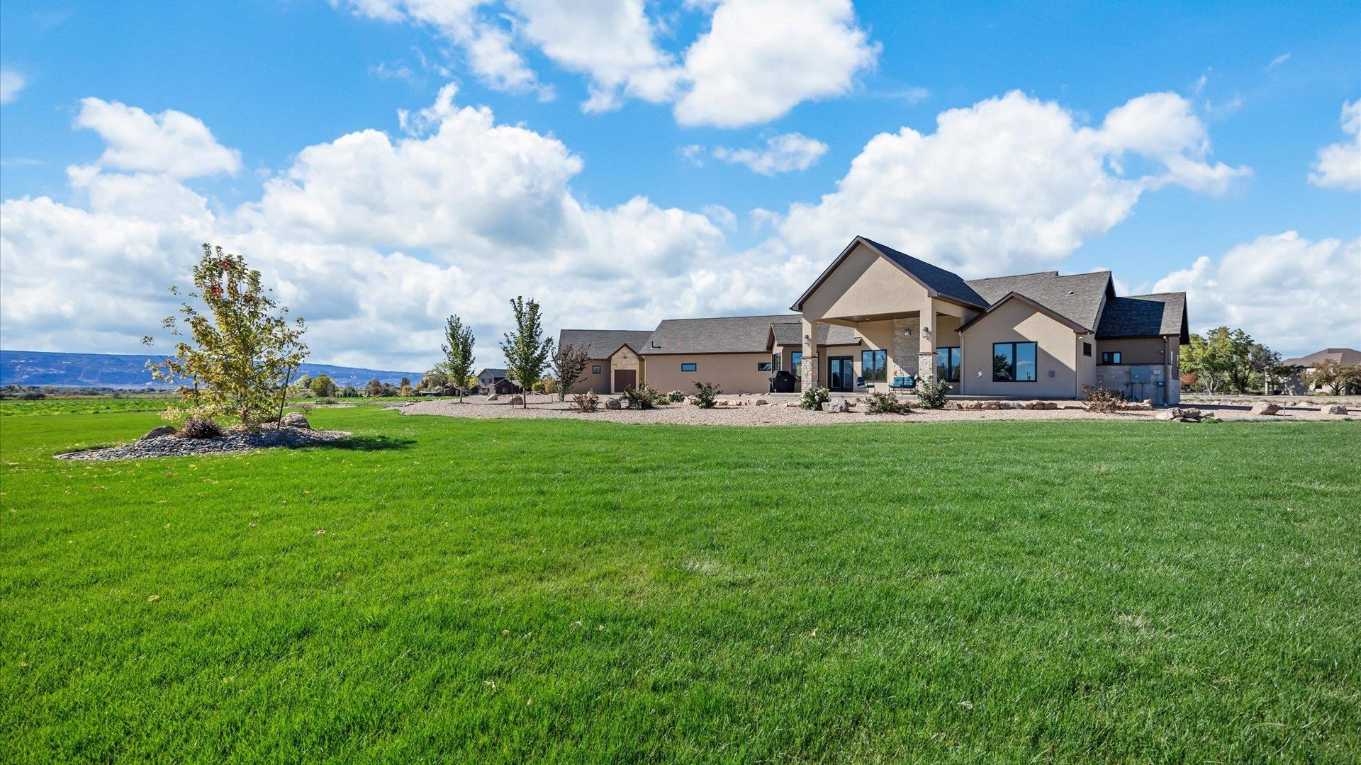 1193 A 22 1/2 Road Property Photo 37