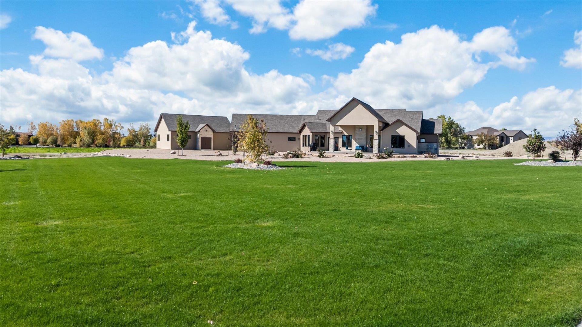 1193 A 22 1/2 Road Property Photo 38