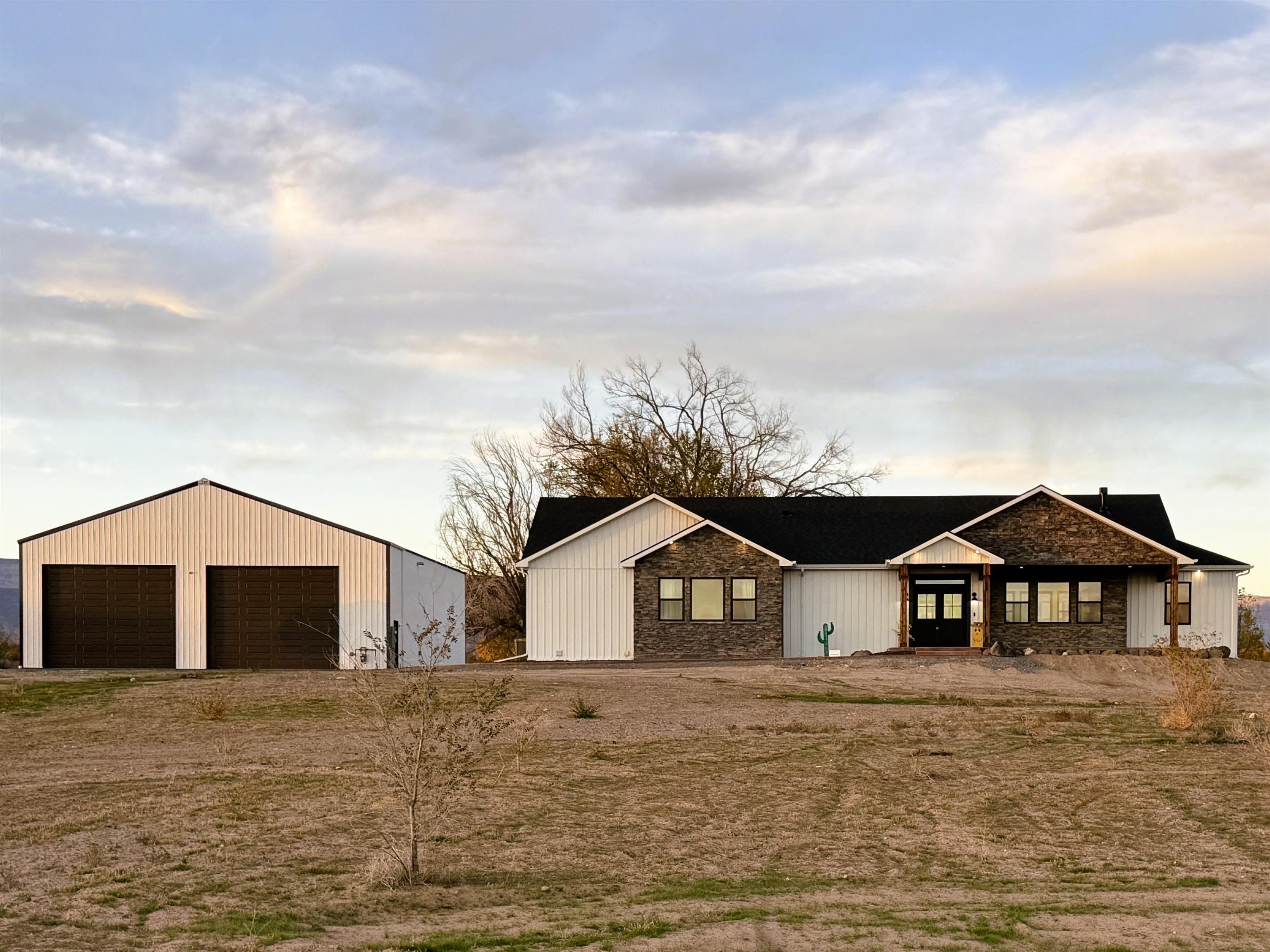 8585 Ellen's Way Property Photo 1