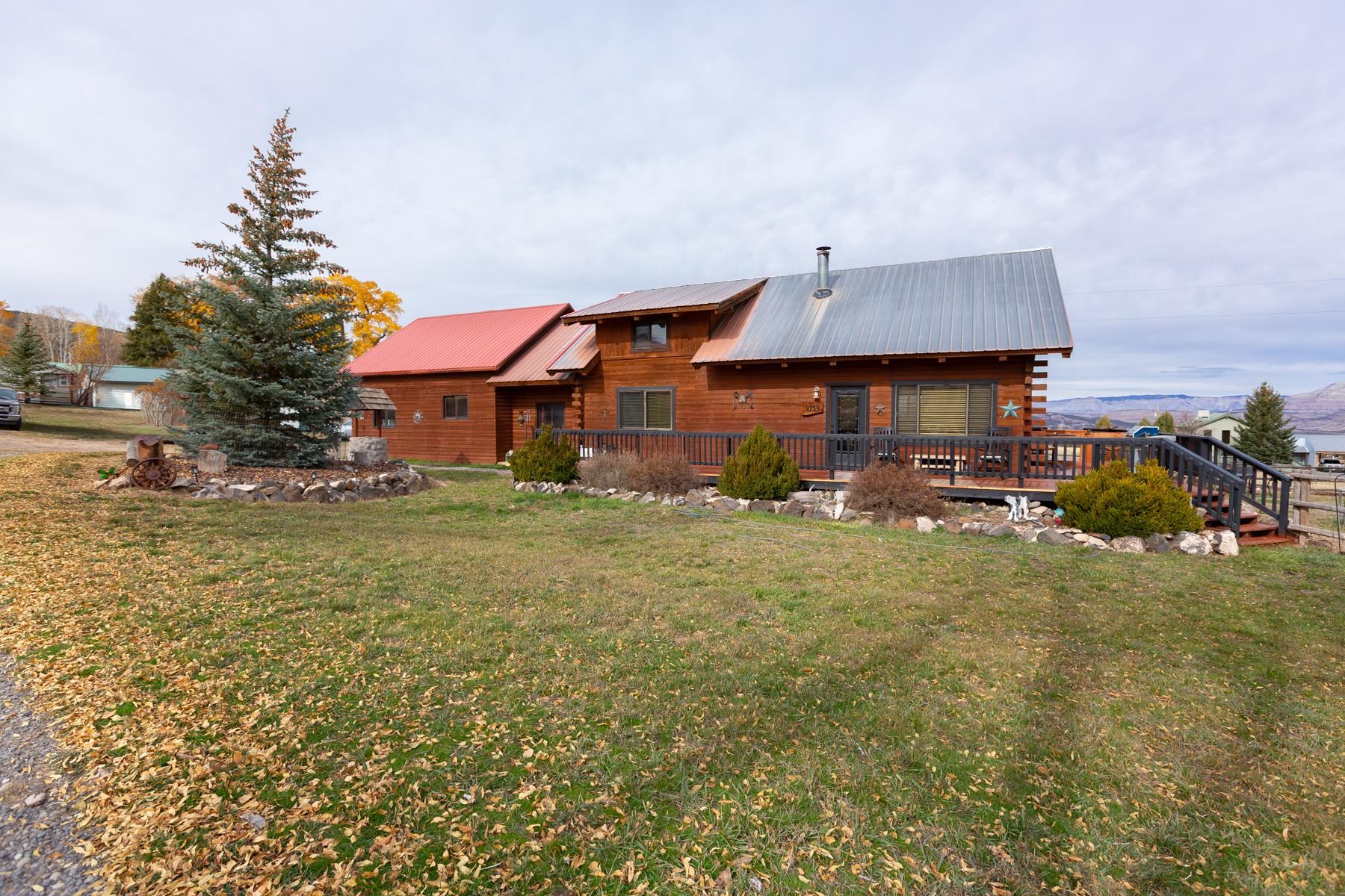 9759 48 Road Property Photo 9