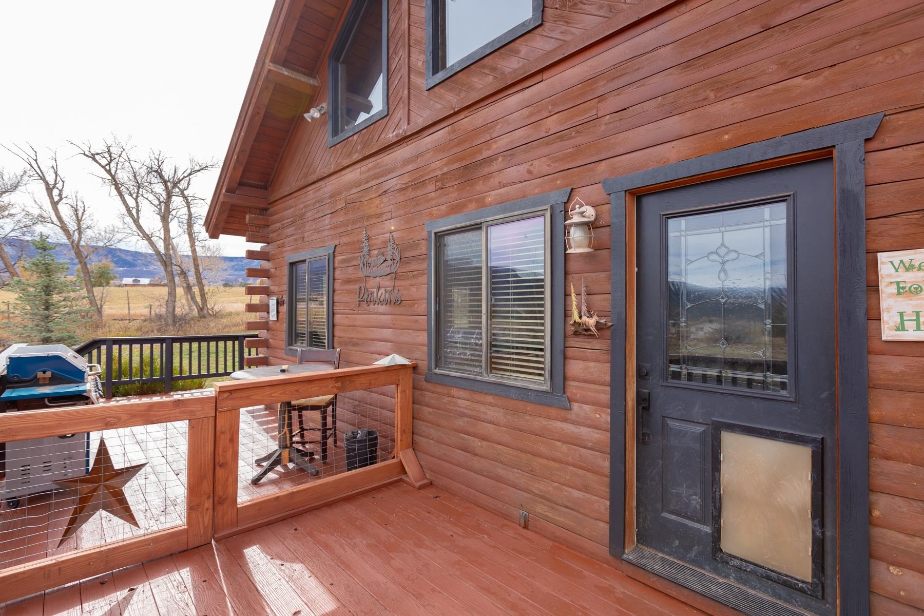 9759 48 Road Property Photo 12