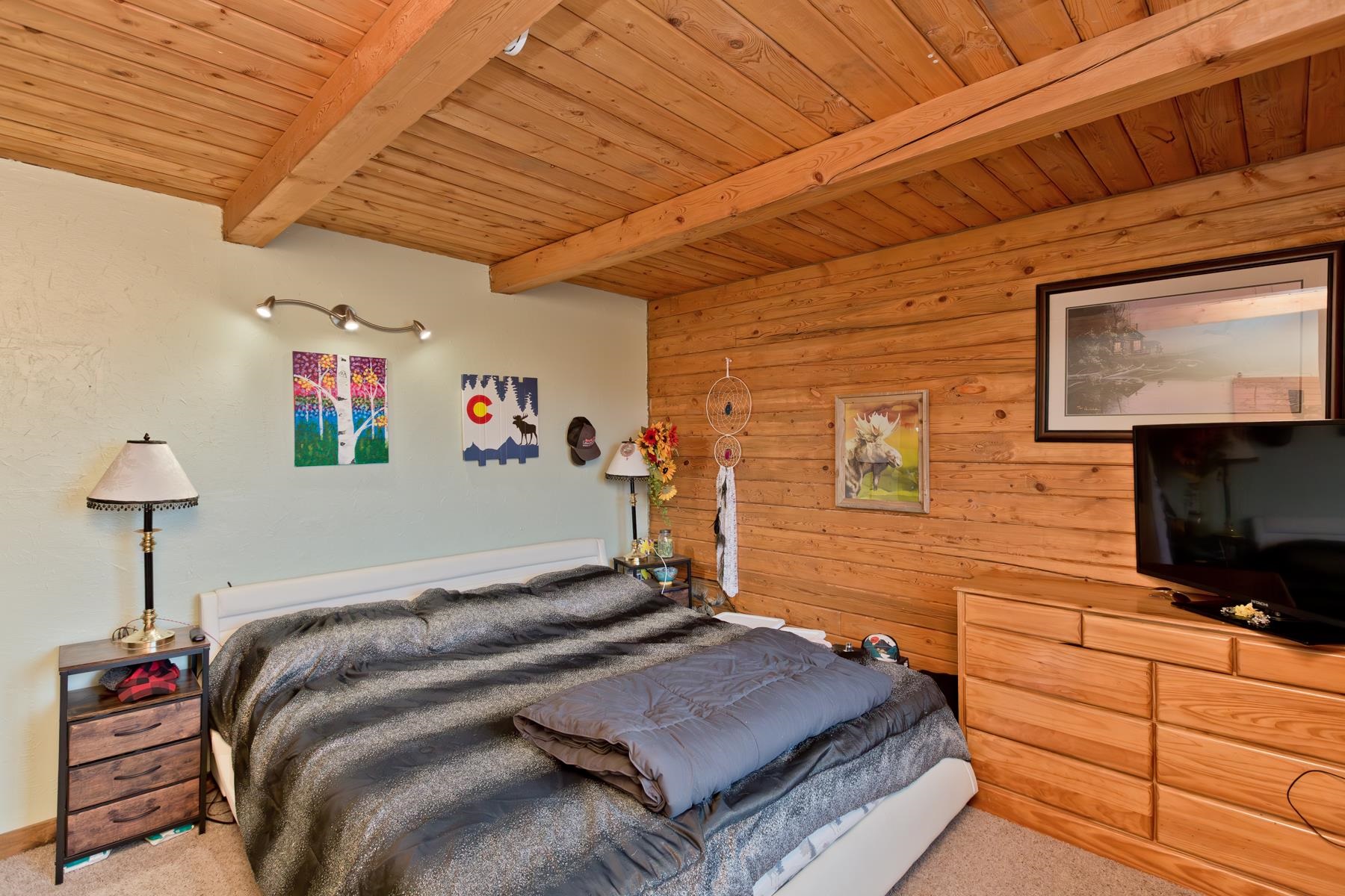 9759 48 Road Property Photo 25