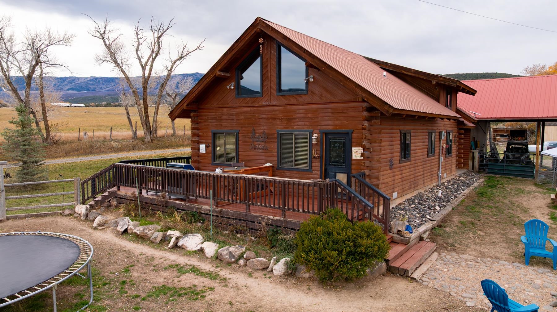 9759 48 Road Property Photo 29