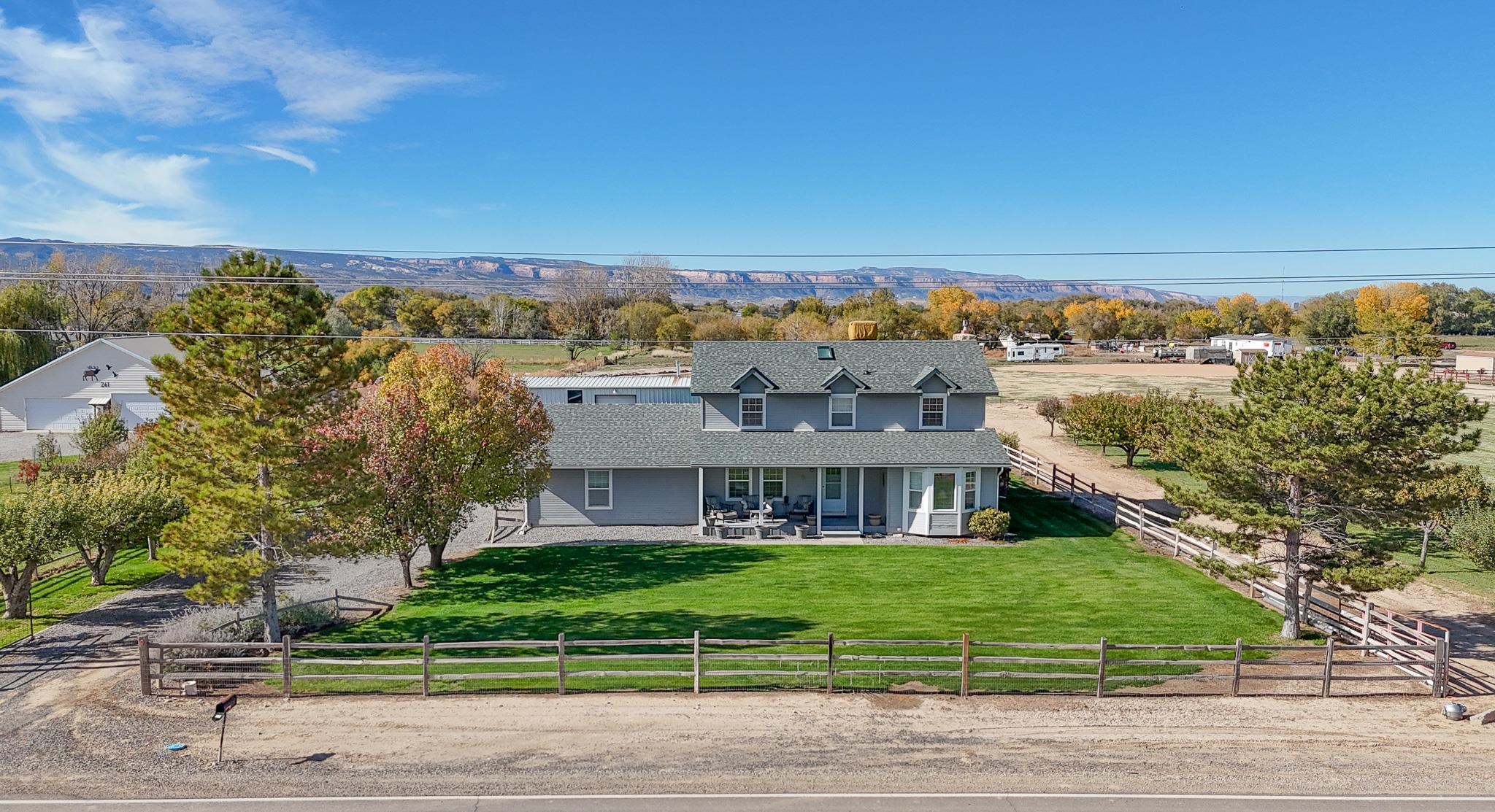 273 30 Road Property Photo 1