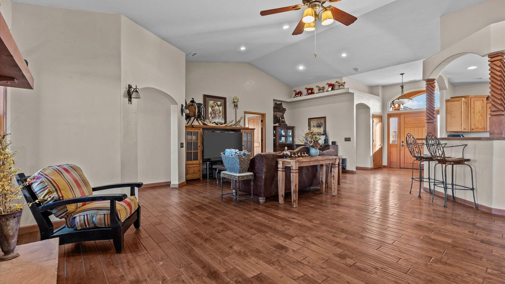 1633 Campfire Court Property Photo 10