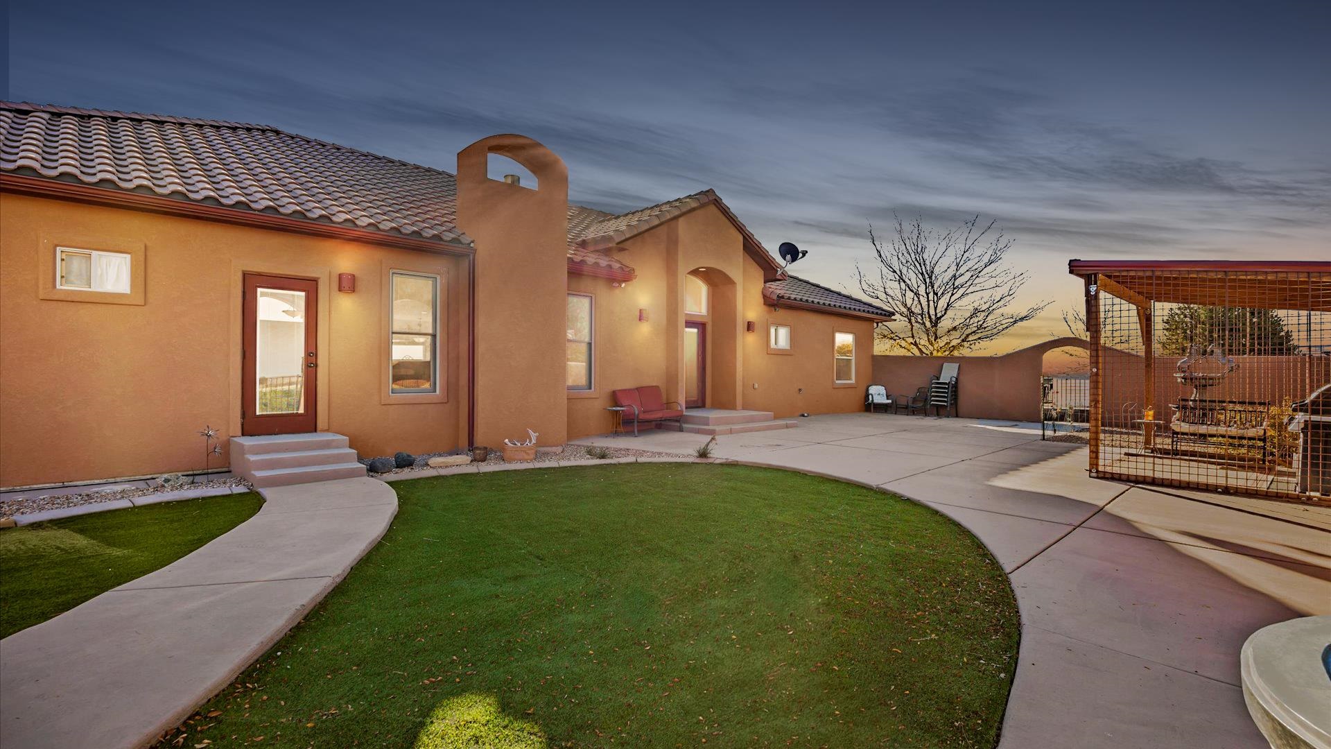 1633 Campfire Court Property Photo 31